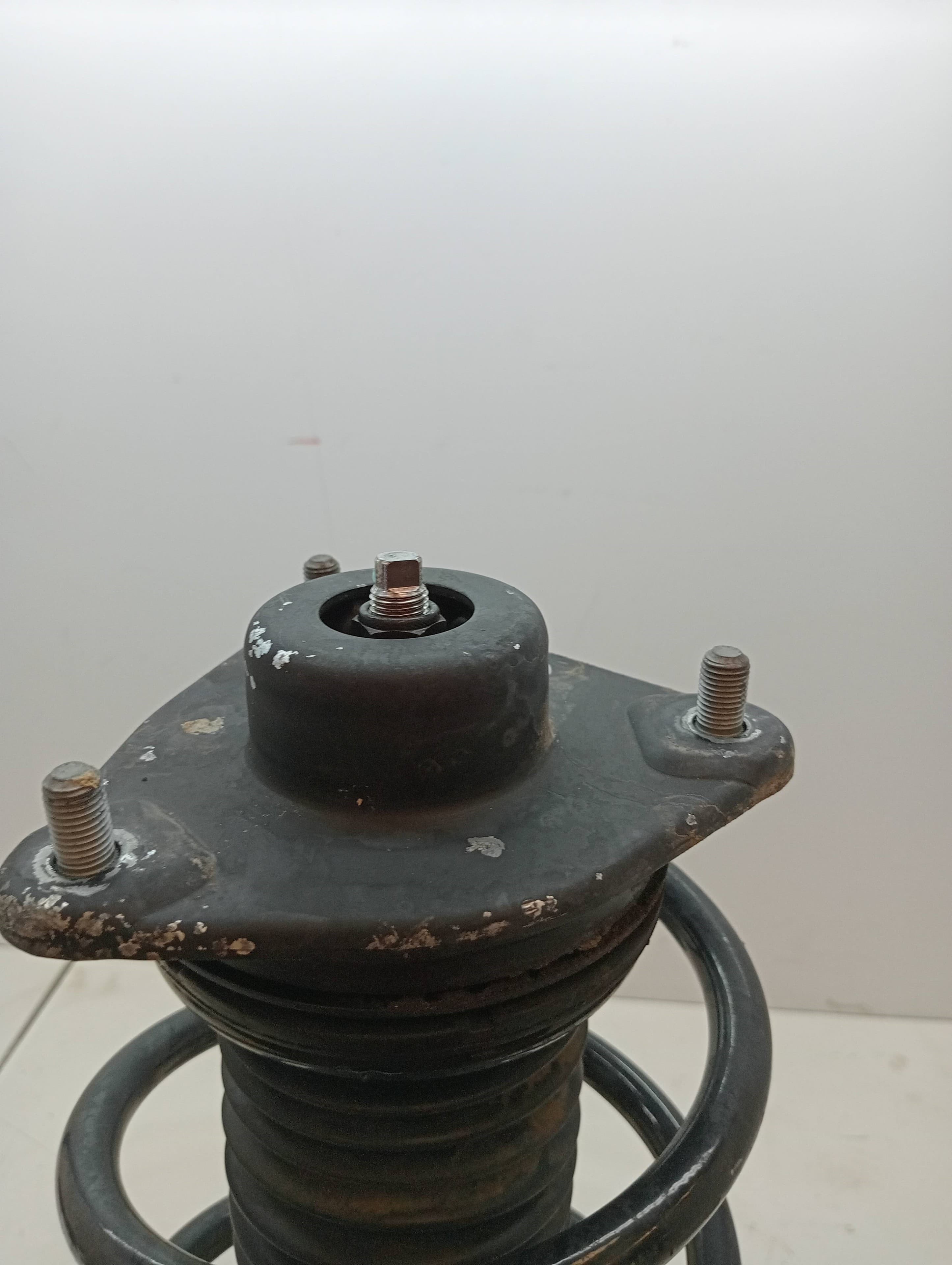 Amortiguador delantero derecho HYUNDAI IX35 2
