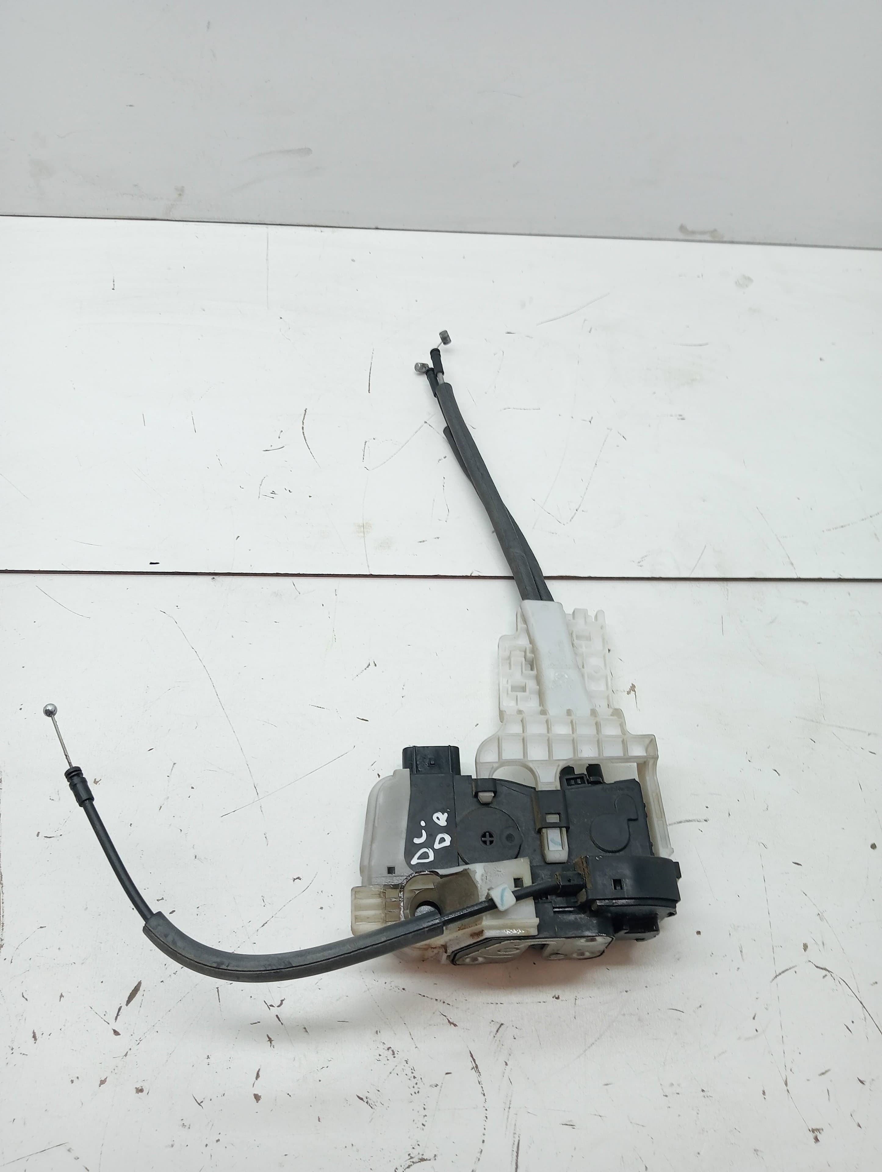 Cerradura puerta delantera derecha HYUNDAI IX35 2