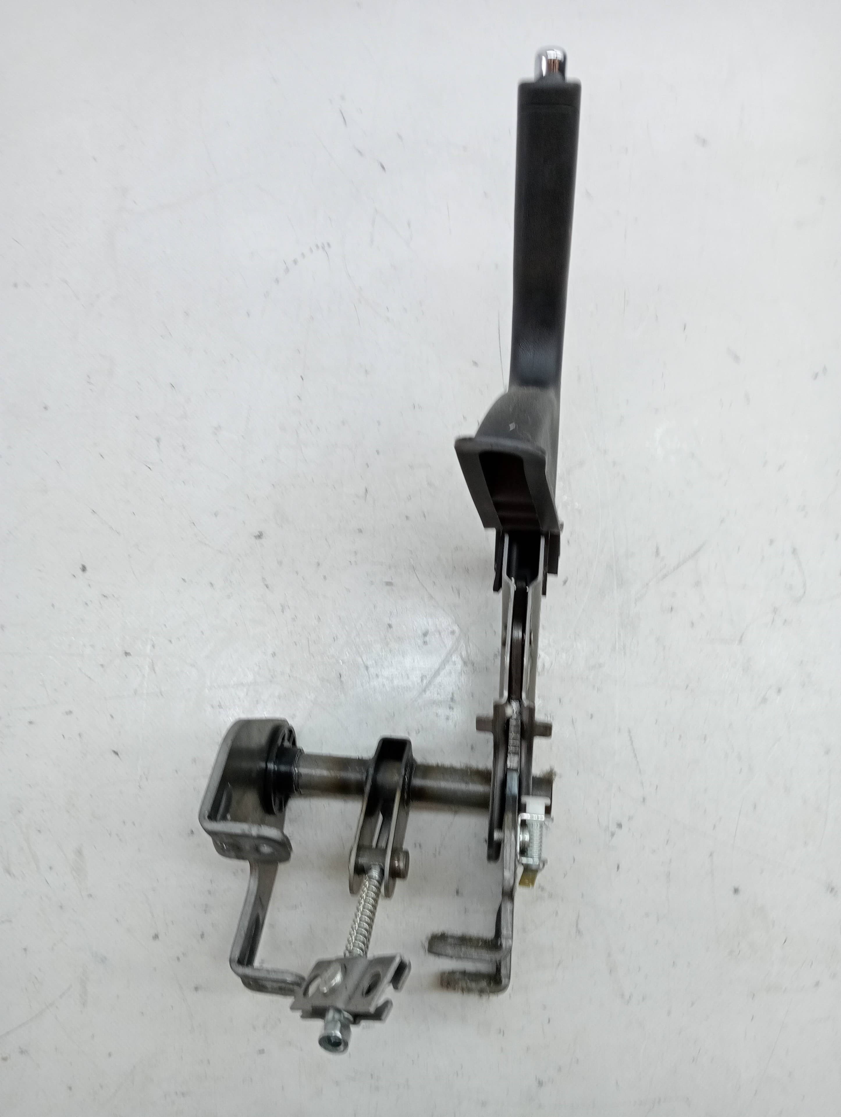 Palanca freno de mano HYUNDAI IX35 3