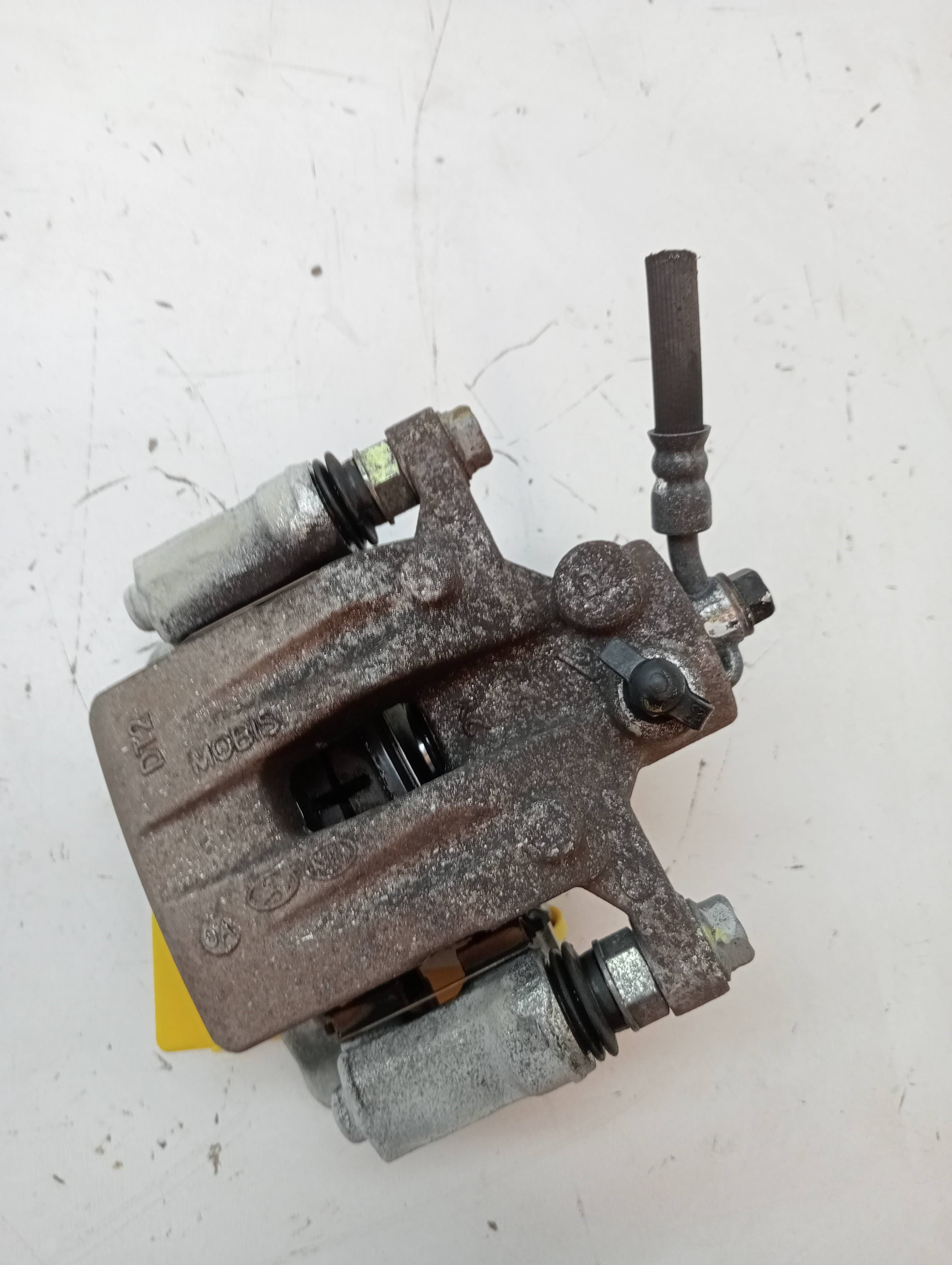 Recambio HYUNDAI IX35 ref. 582302Y300 2