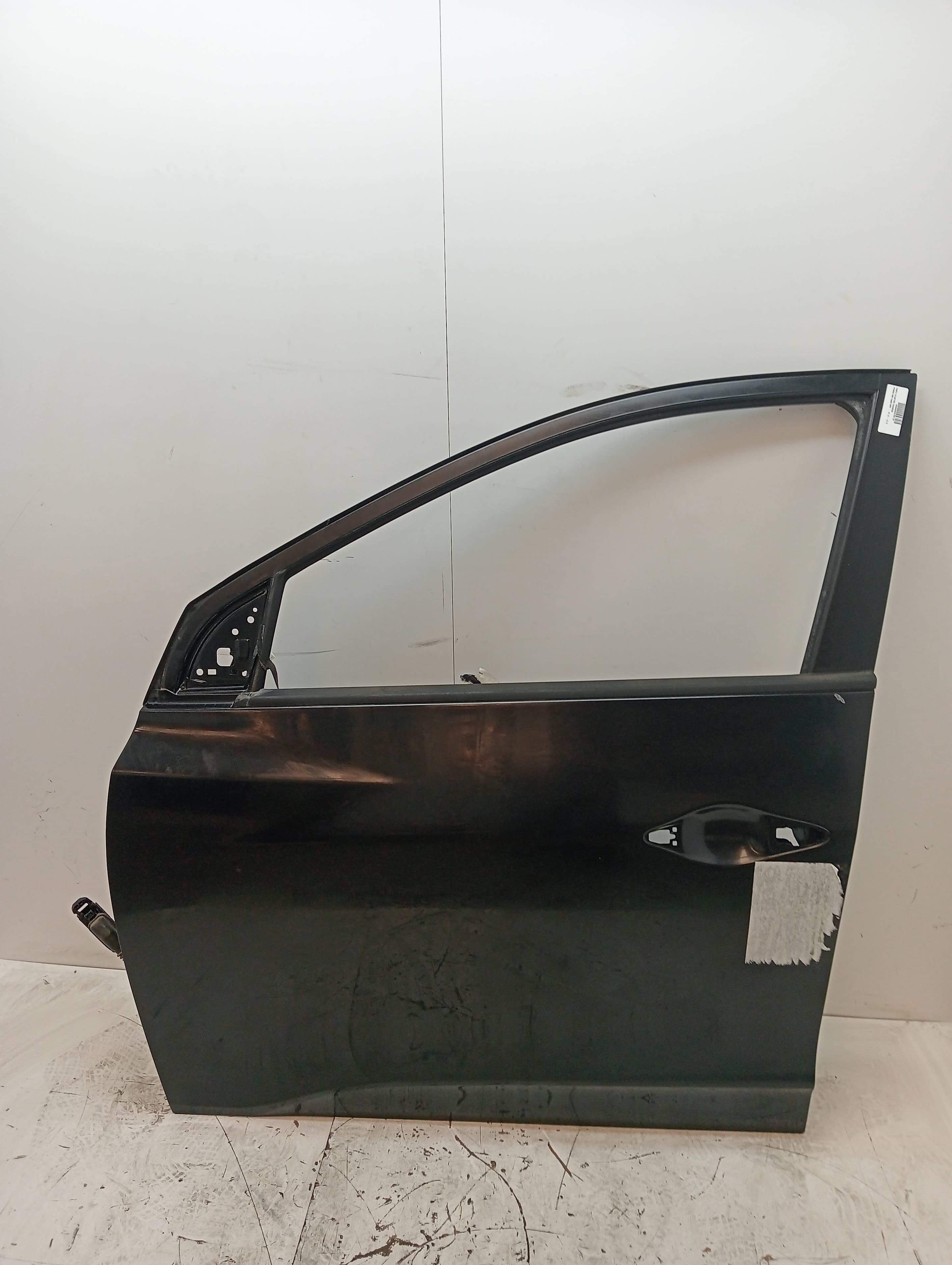 Puerta delantera izquierda HYUNDAI IX35