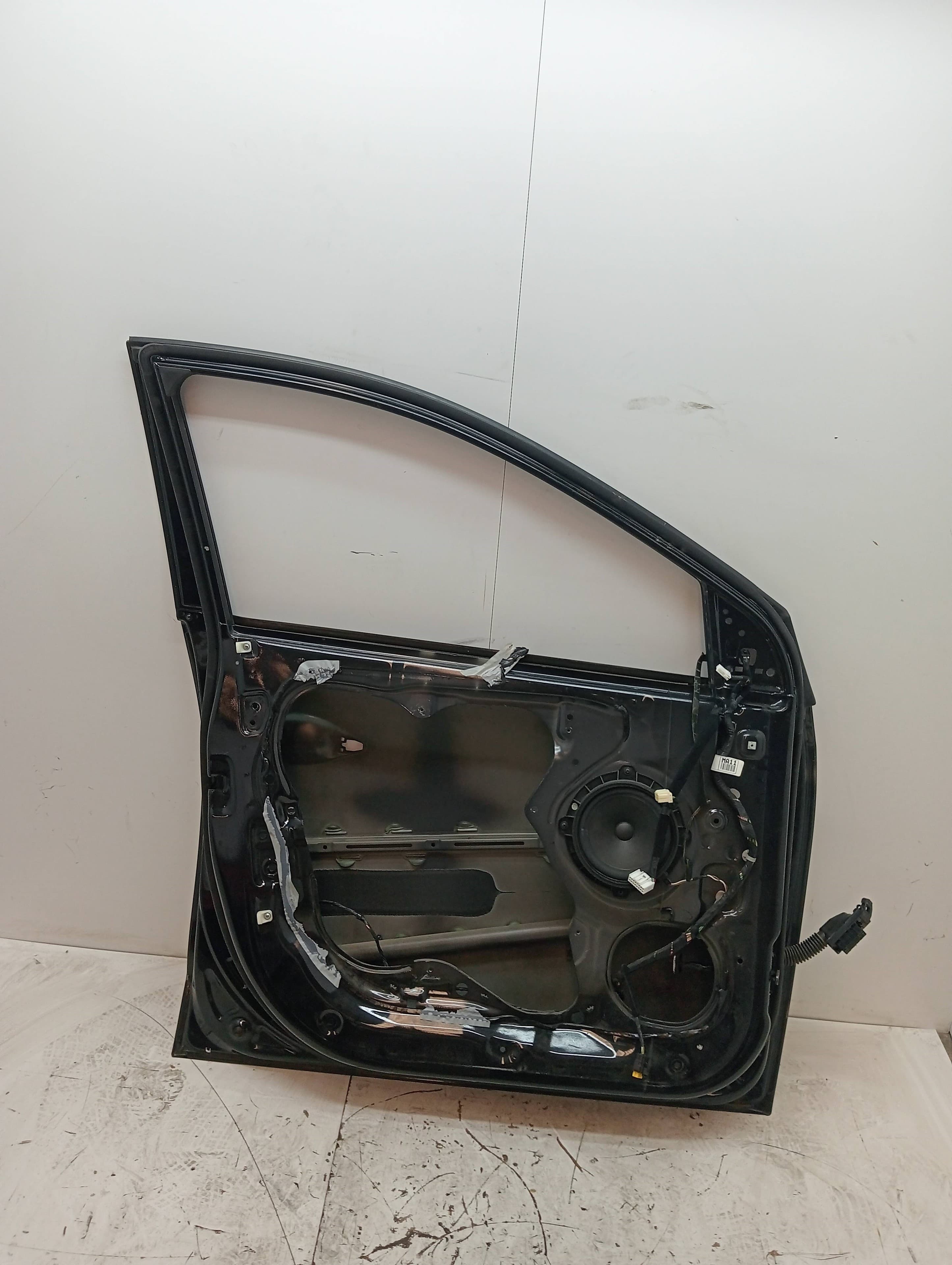 Puerta delantera izquierda HYUNDAI IX35 2