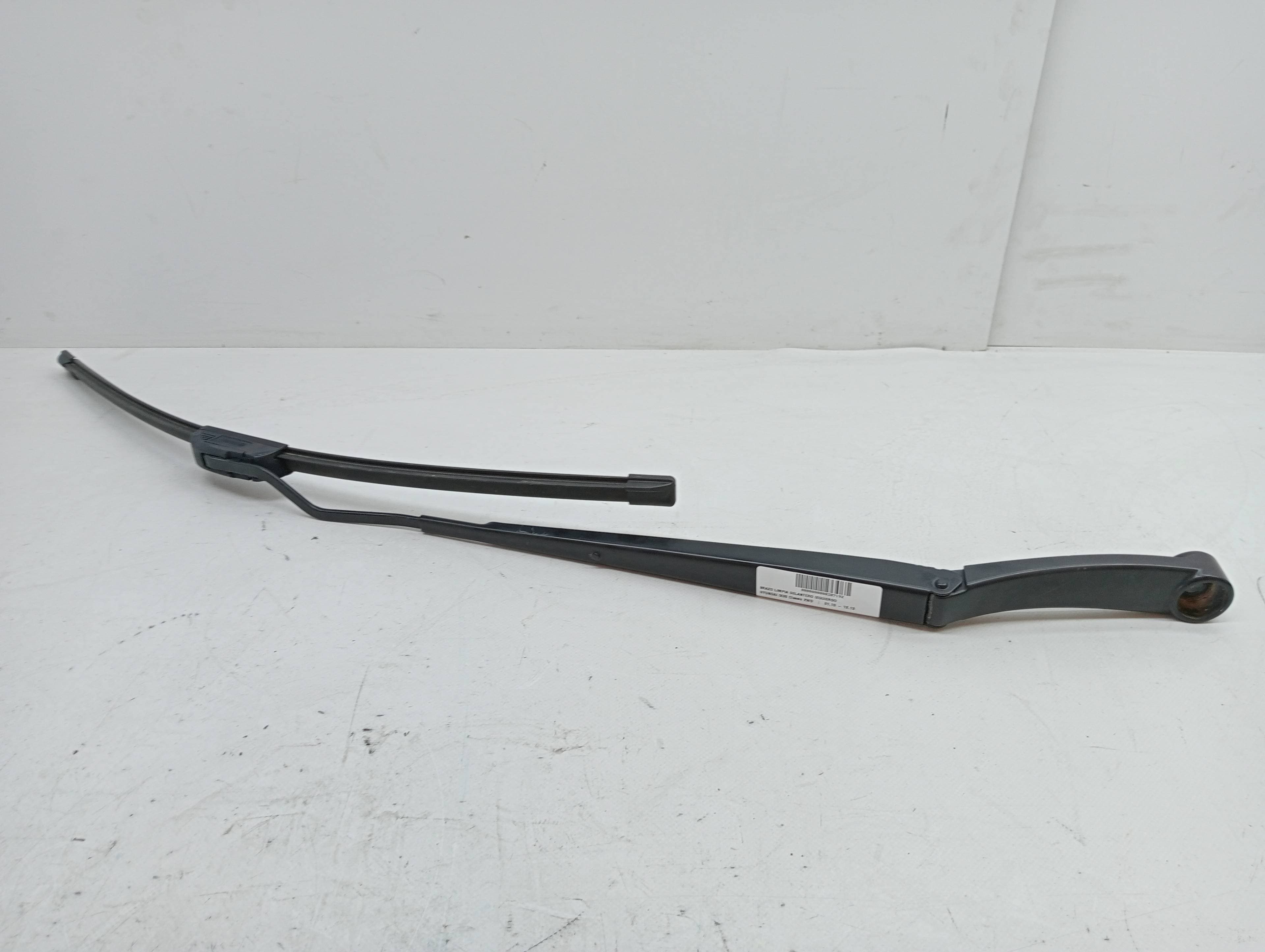 Brazo limpia delantero izquierdo HYUNDAI IX35