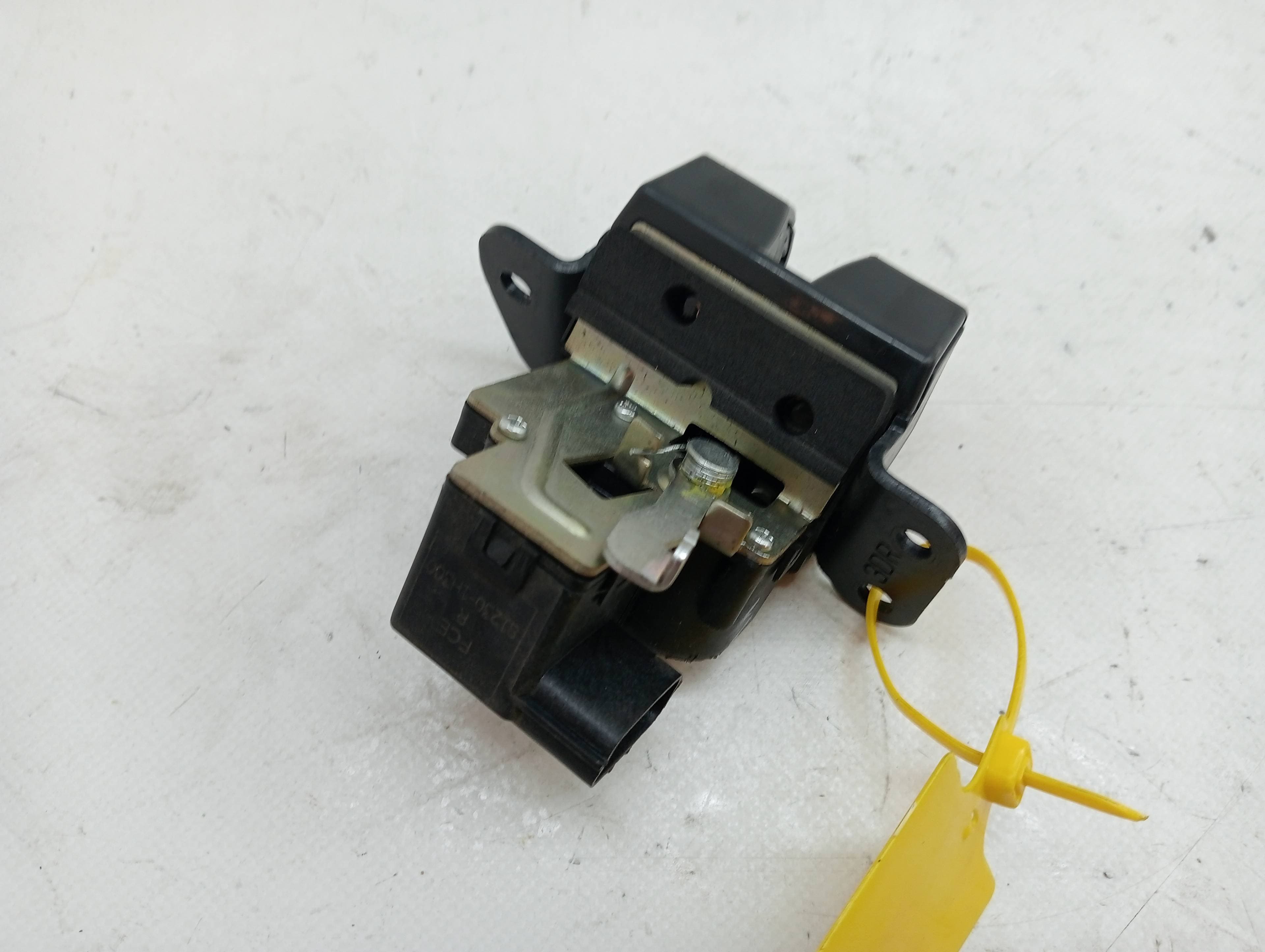 Cerradura maletero / porton HYUNDAI IX35 2