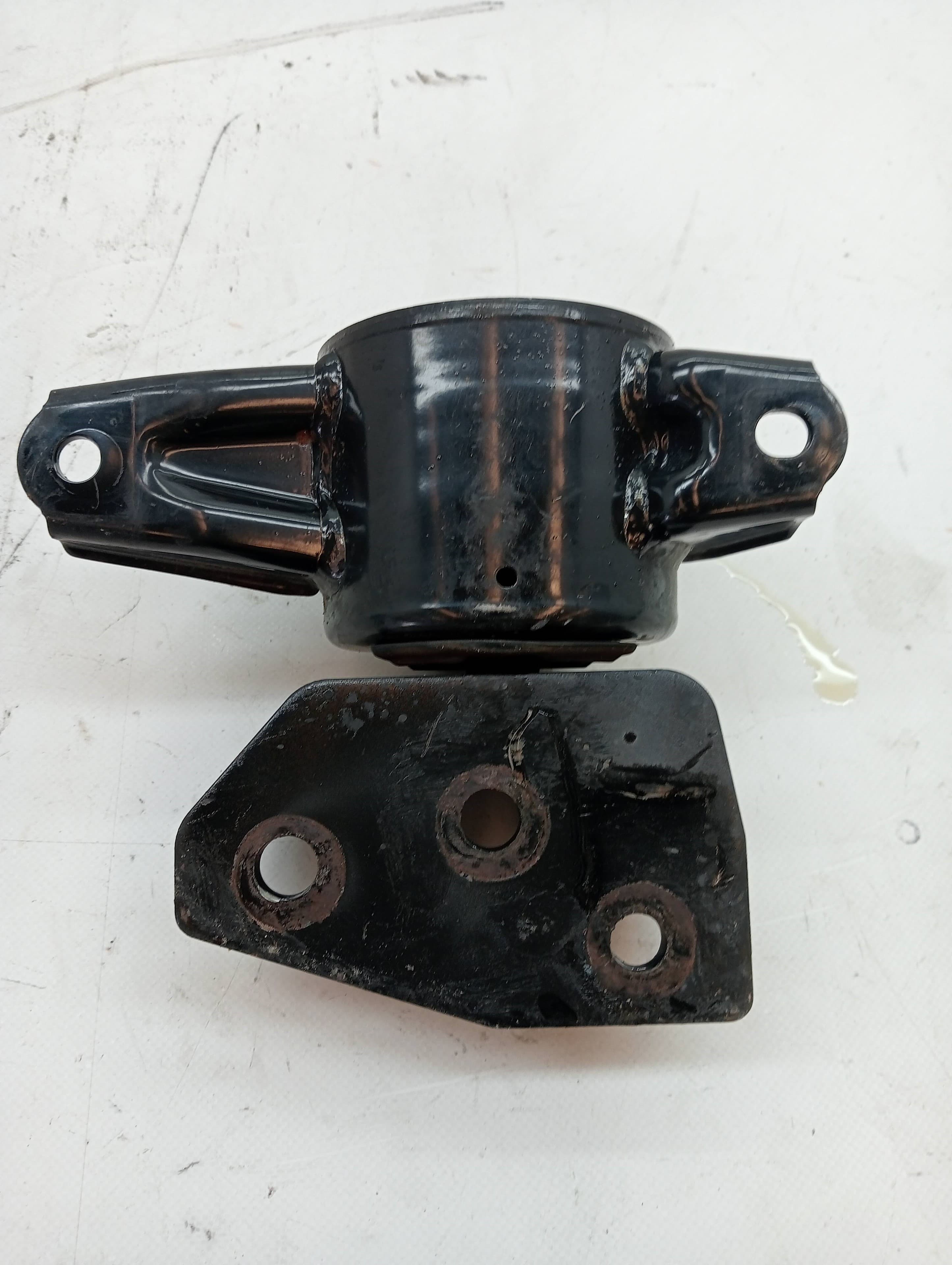 Soporte motor HYUNDAI IX35 2