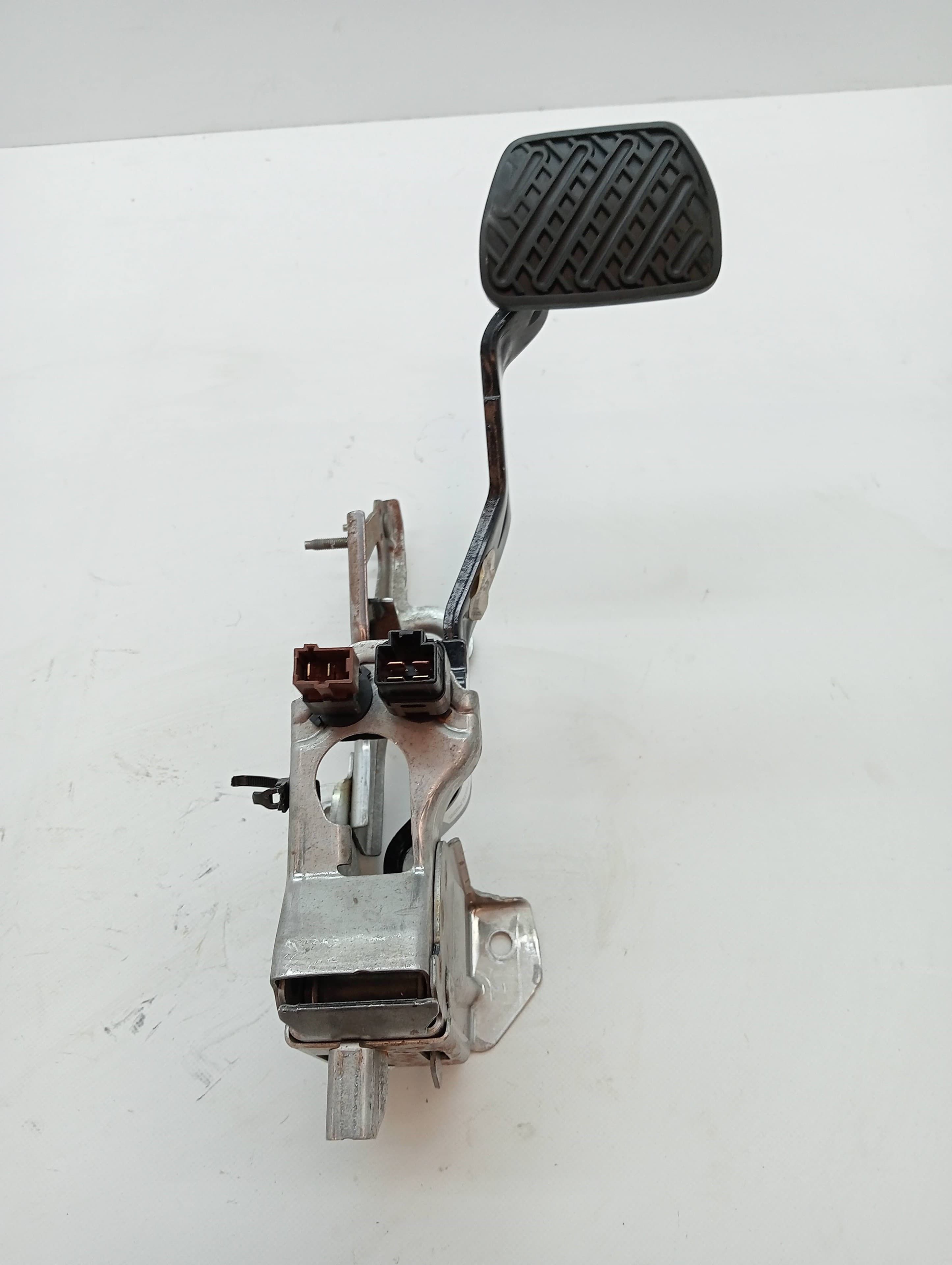 Pedal freno NISSAN QASHQAI (J10) 3