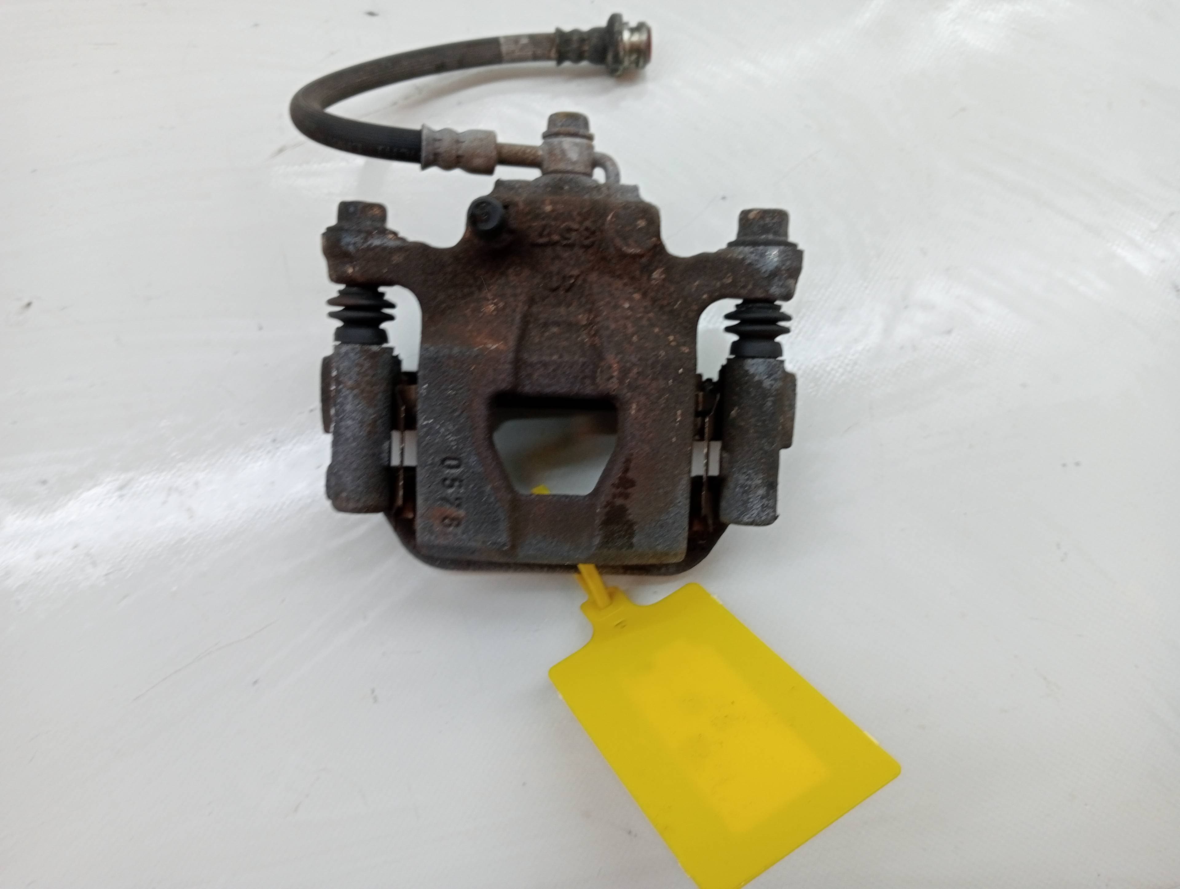 Recambio NISSAN QASHQAI (J10) ref. 44011EM11A 2