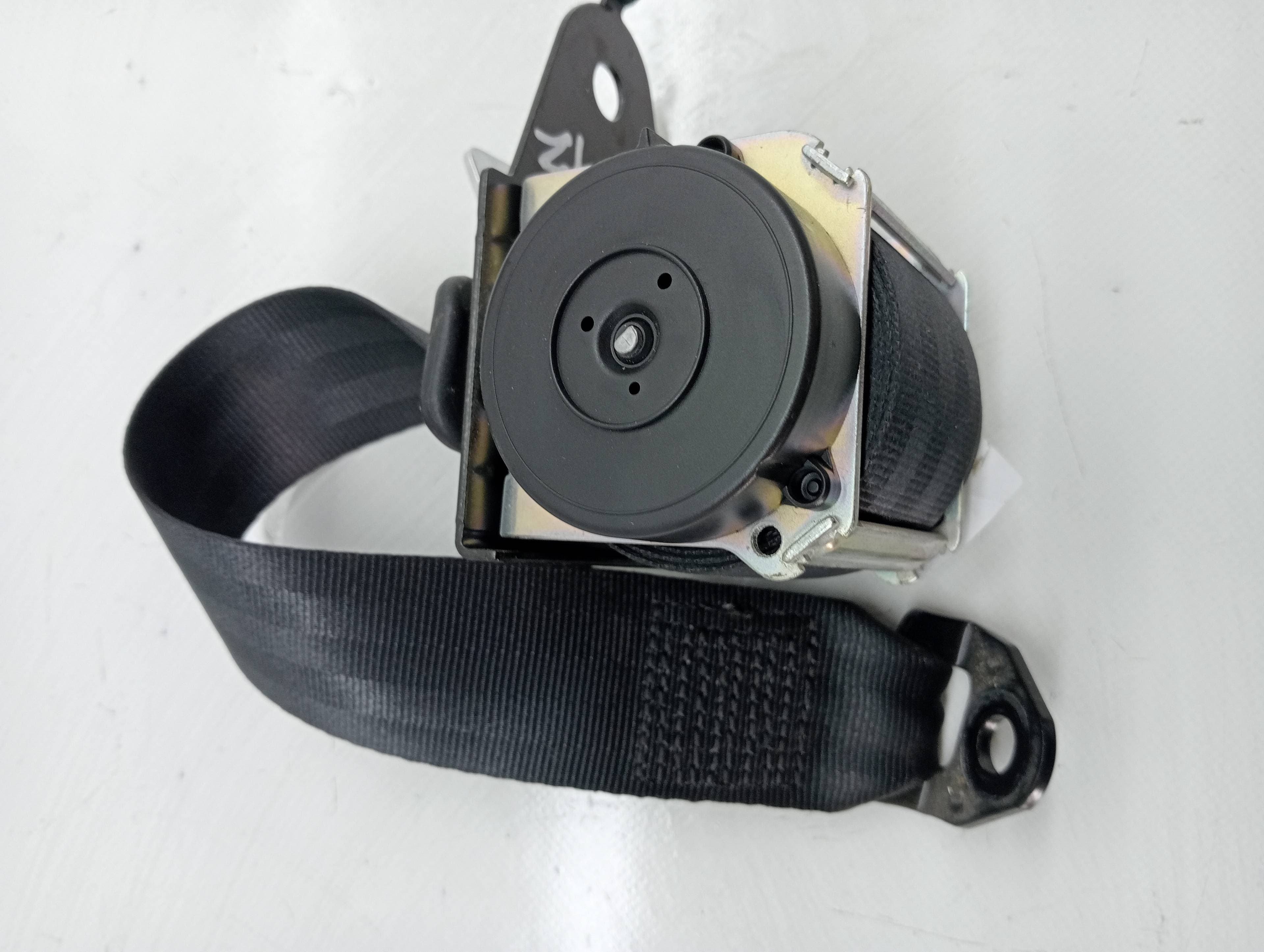 Cinturon seguridad trasero izquierdo NISSAN QASHQAI (J10) 2