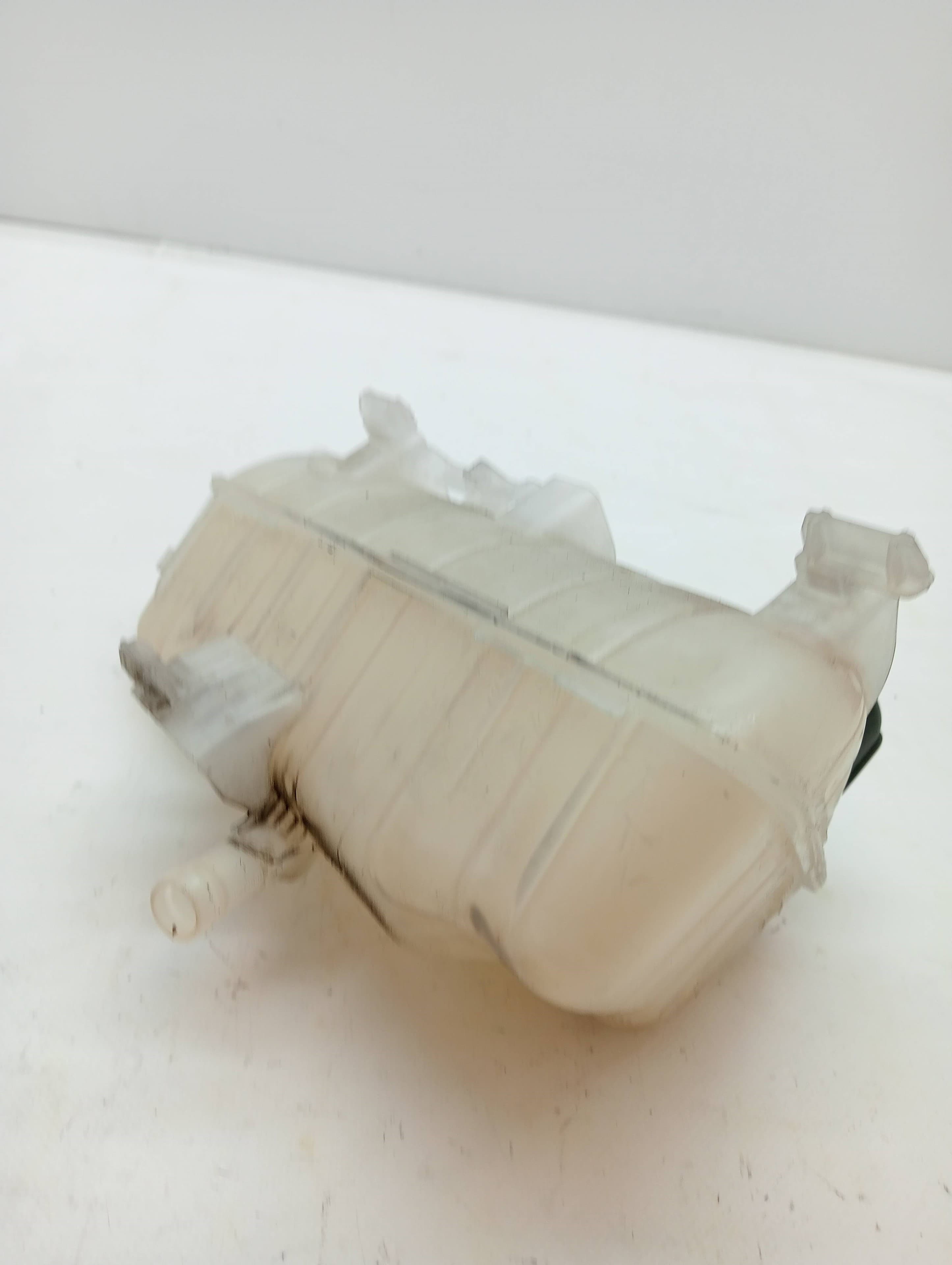 Deposito expansion RENAULT KANGOO 3