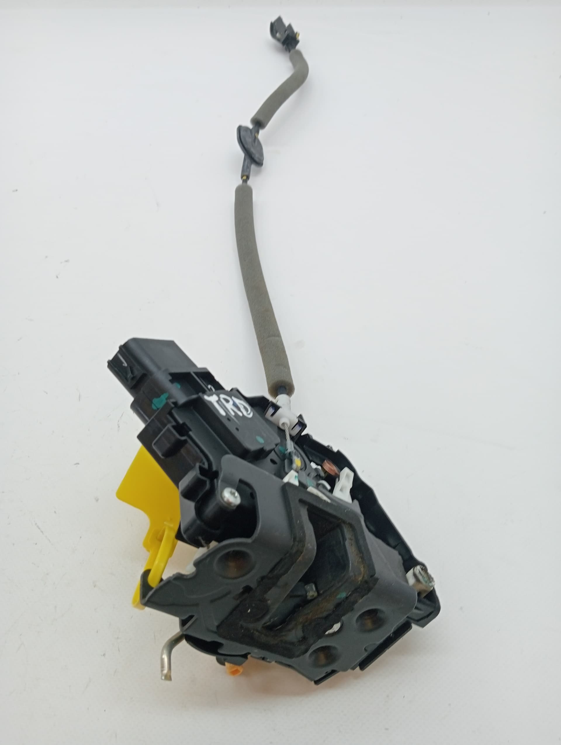 Cerradura puerta trasera derecha FORD KA+ 2