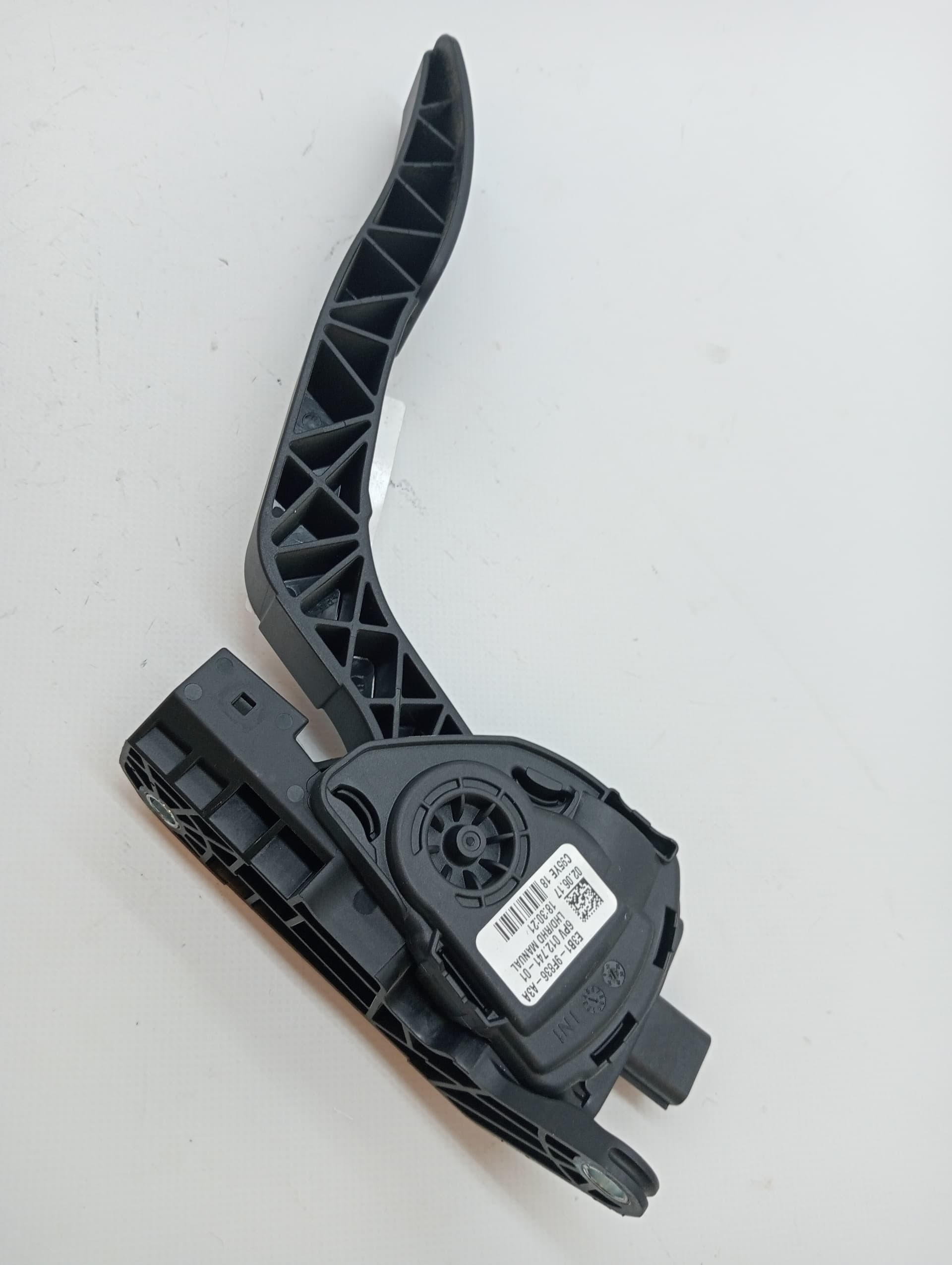 Pedal acelerador FORD KA+ 4