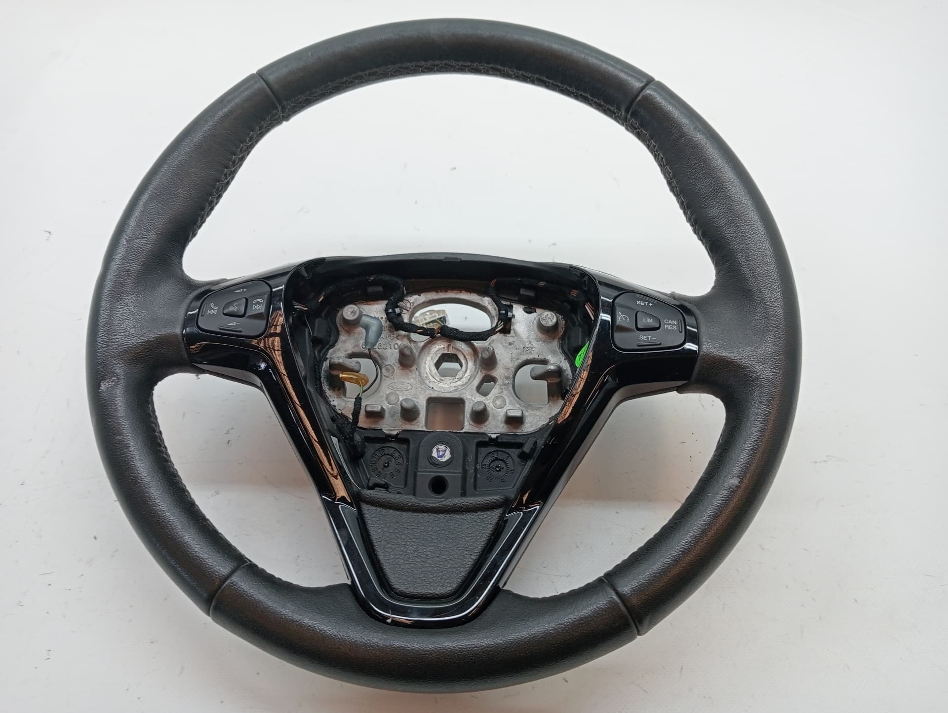 Volante FORD KA+