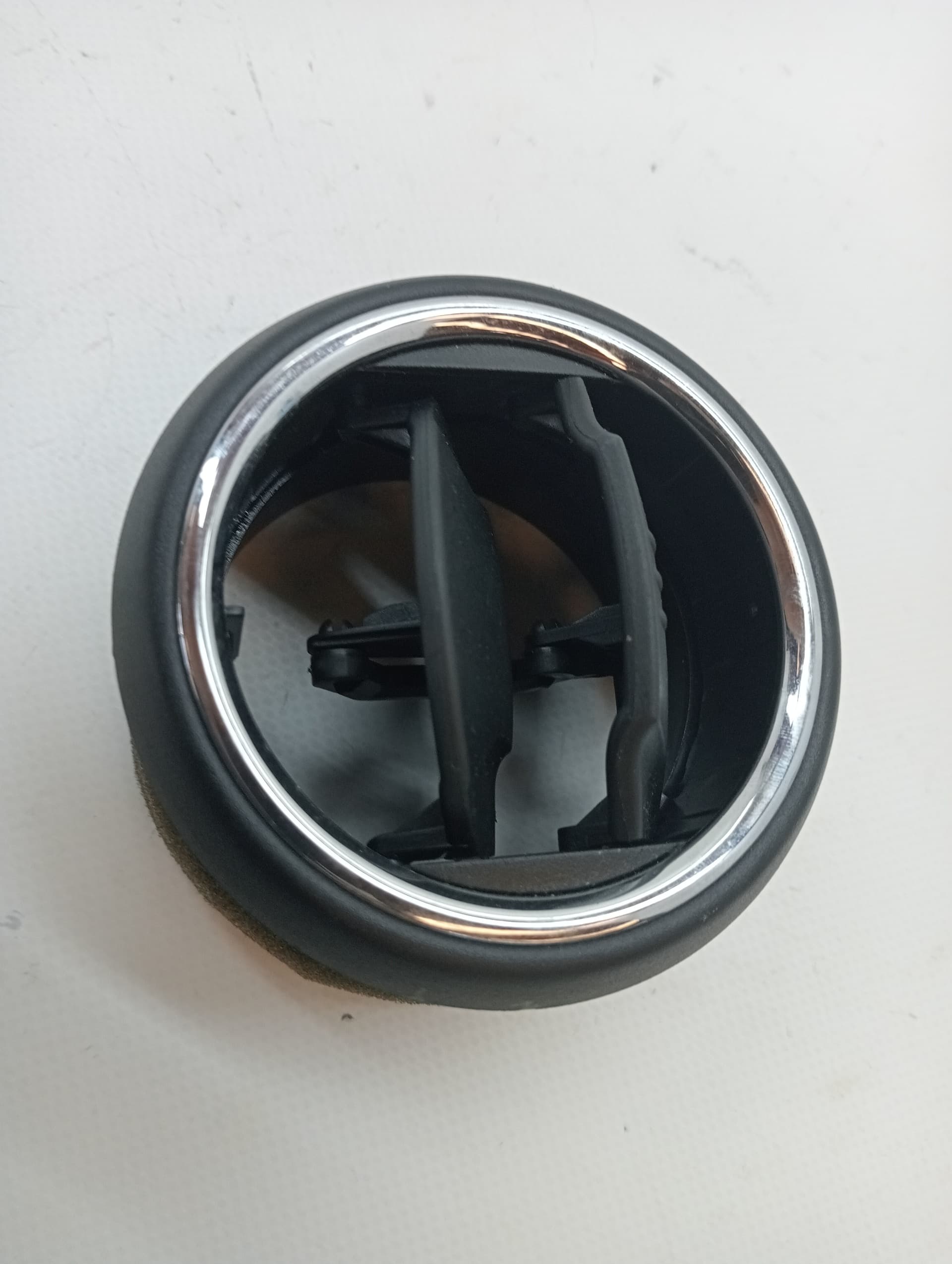 Recambio FORD KA+ ref. 2354872