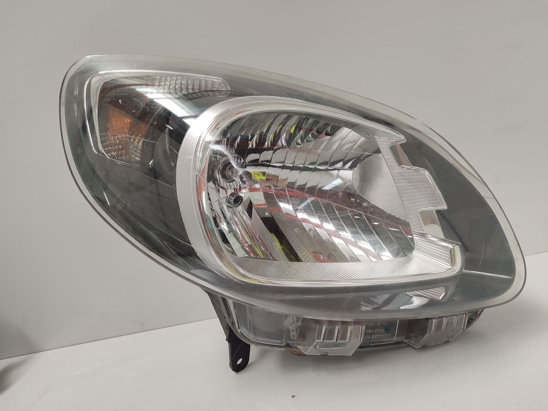 Faro derecho RENAULT KANGOO