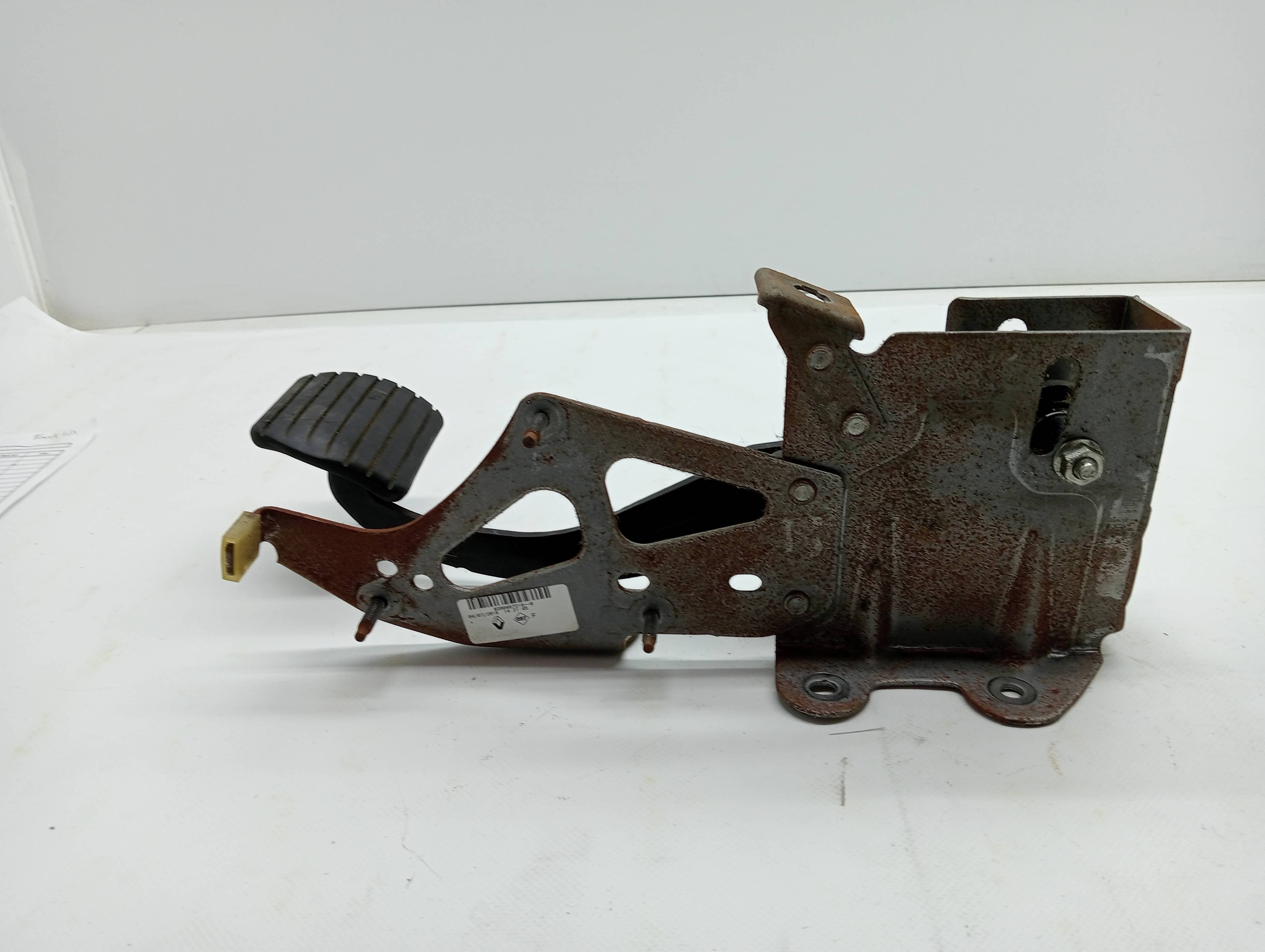 Pedal freno RENAULT KANGOO 4