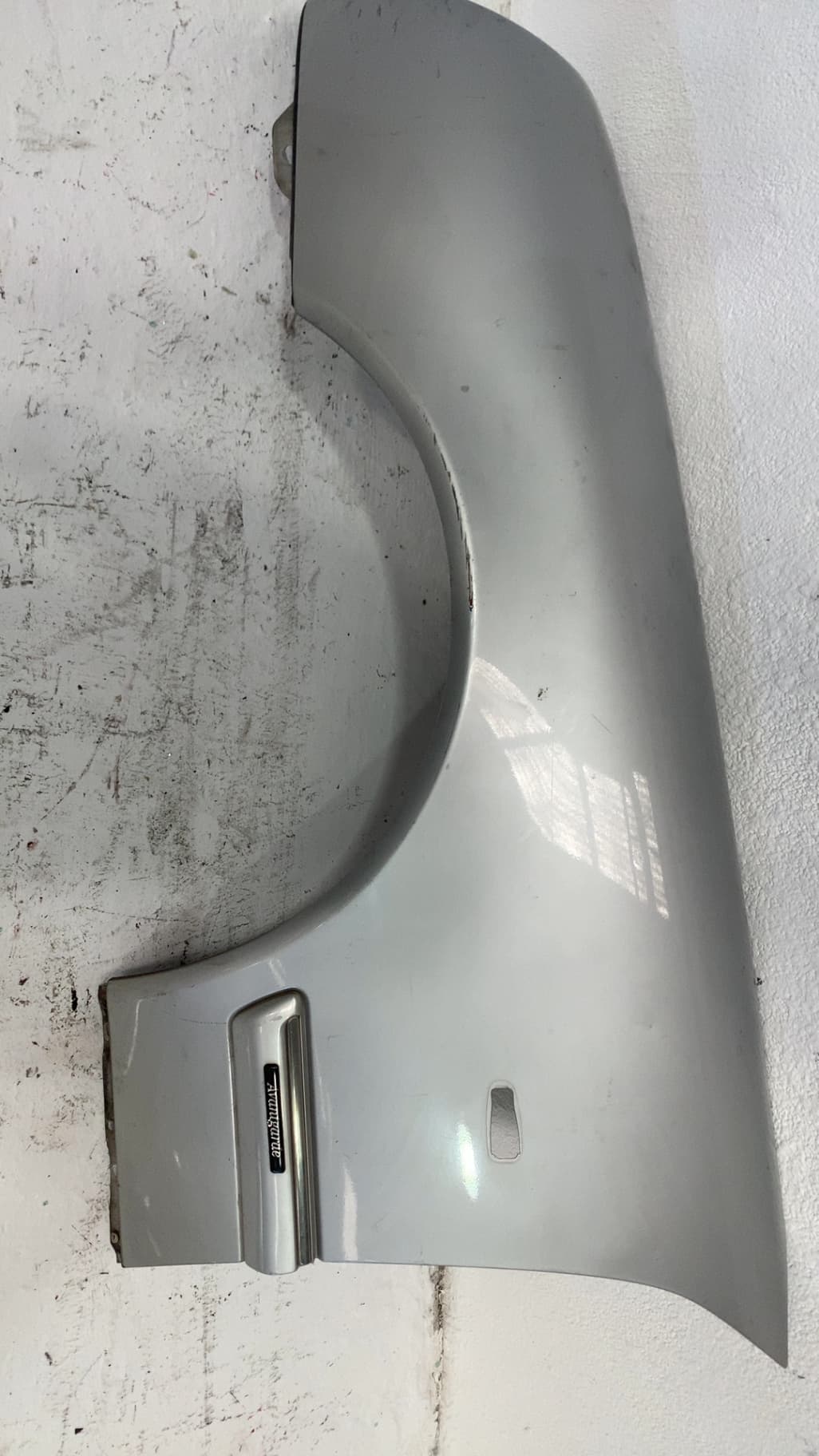Aleta delantera izquierda MERCEDES-BENZ CLASE E (W210) BERLINA
