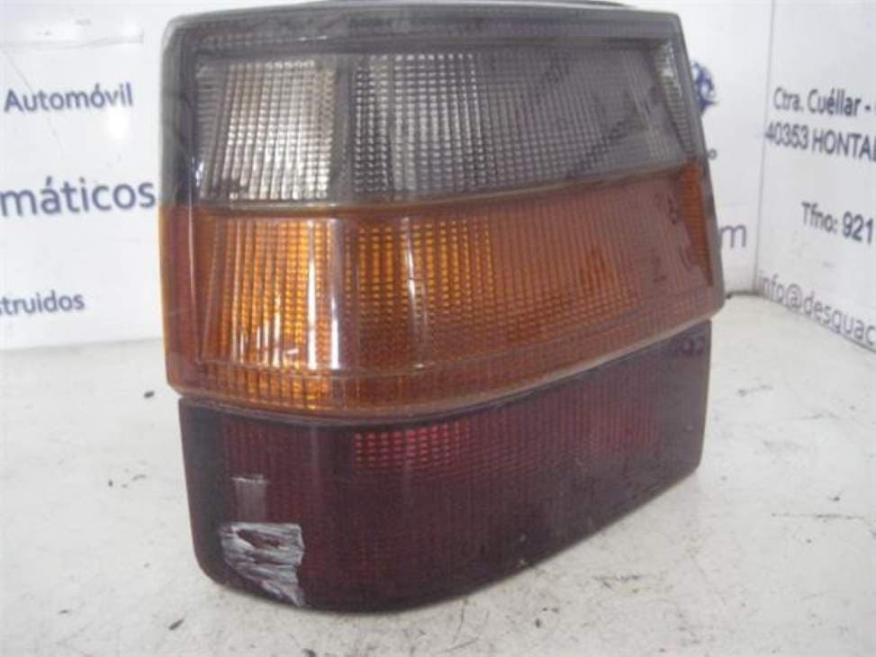Piloto trasero izquierdo RENAULT 11 (B/C37_) 2