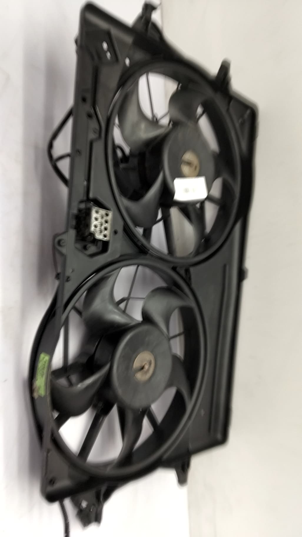 Electroventilador FORD FOCUS I SEDÁN (DFW)