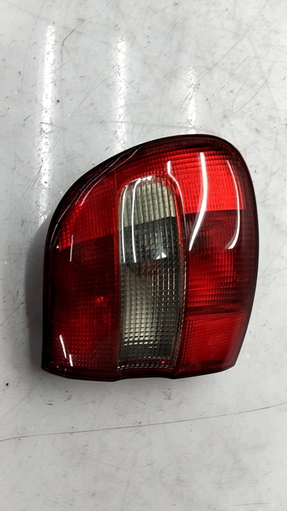 Piloto trasero derecho VOLVO V40 STATION WAGON (645)