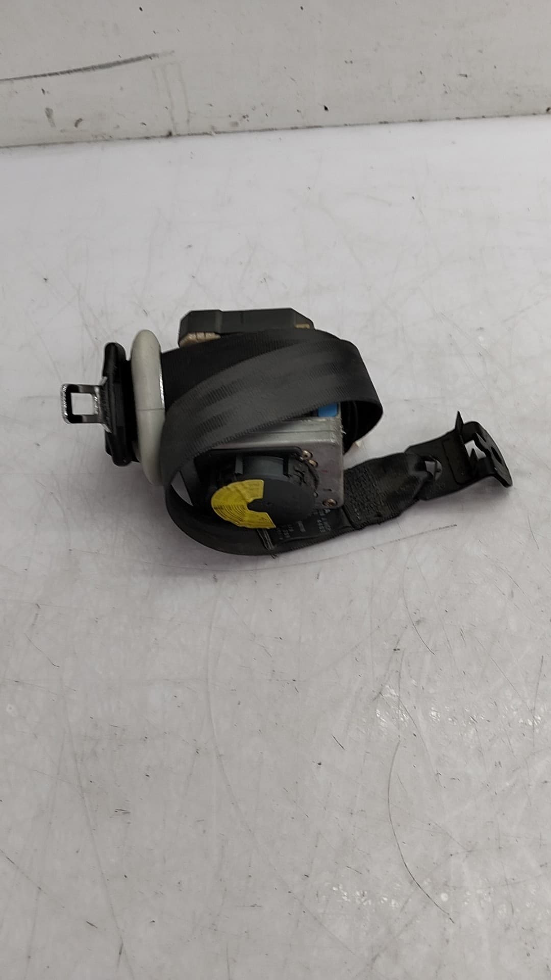 Cinturon seguridad delantero derecho VOLKSWAGEN GOLF IV BERLINA (1J1) 2