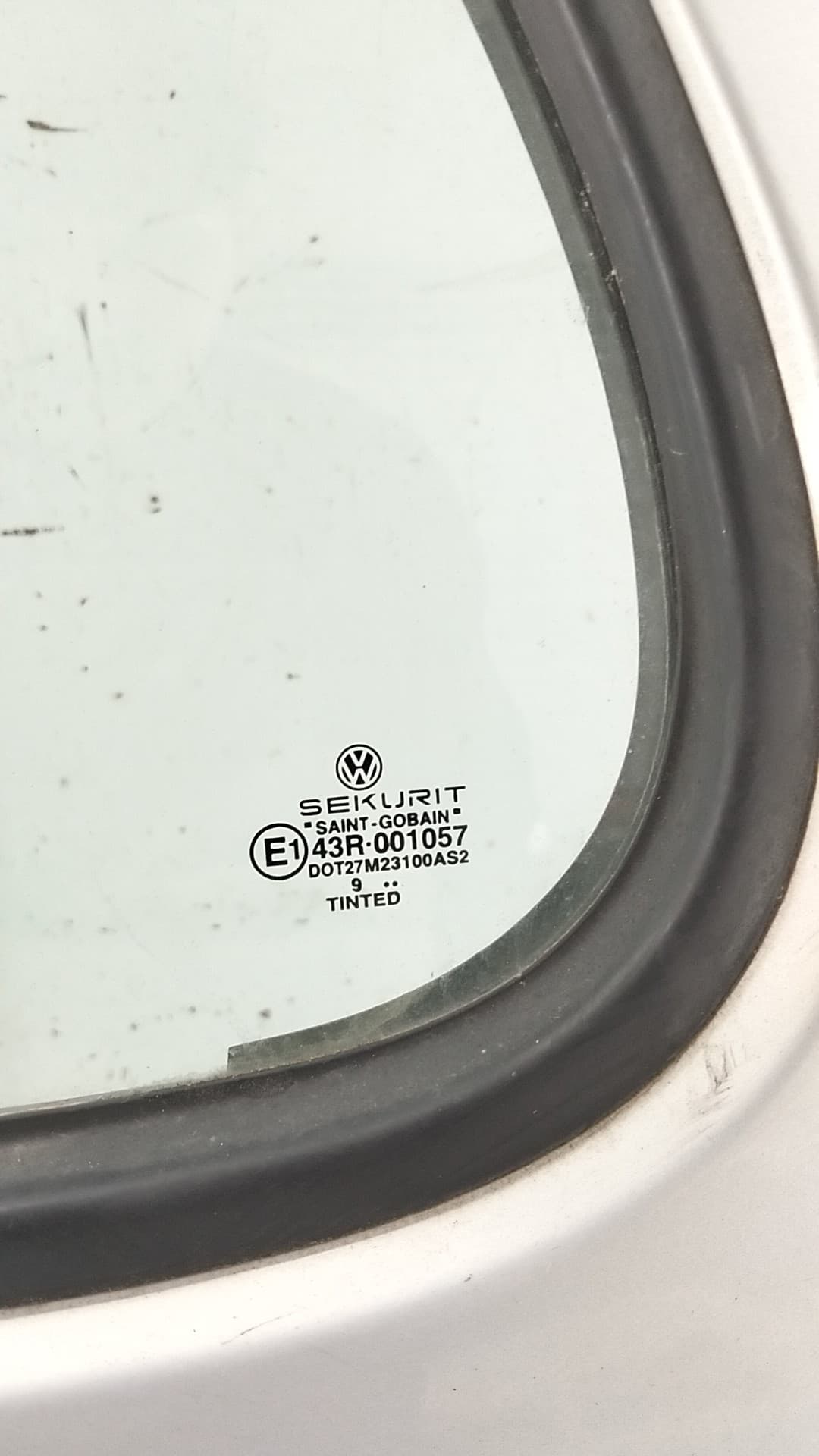 Puerta trasera izquierda VOLKSWAGEN GOLF IV BERLINA (1J1) 3