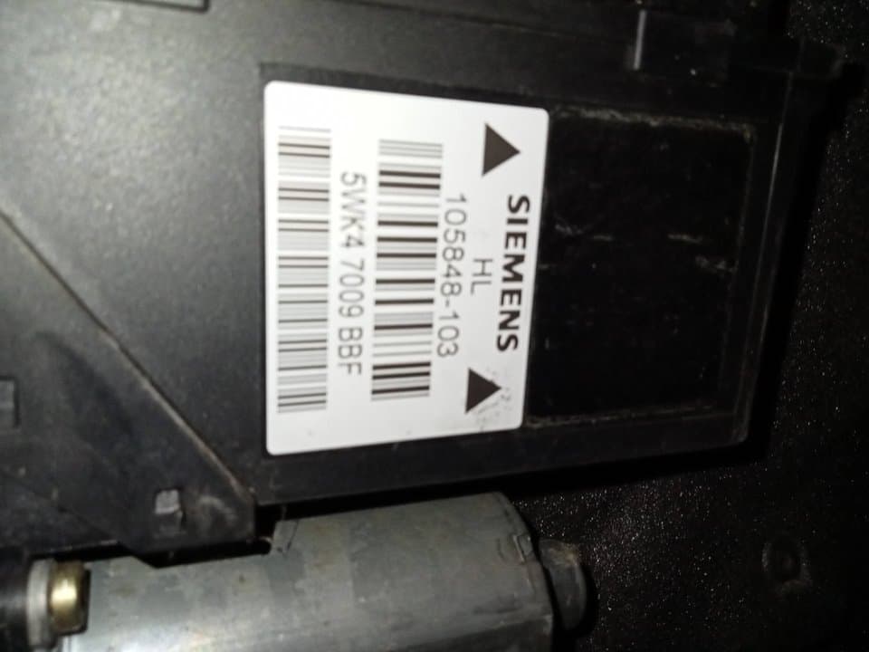 Elevalunas trasero izquierdo AUDI A4 BERLINA (B5) 2