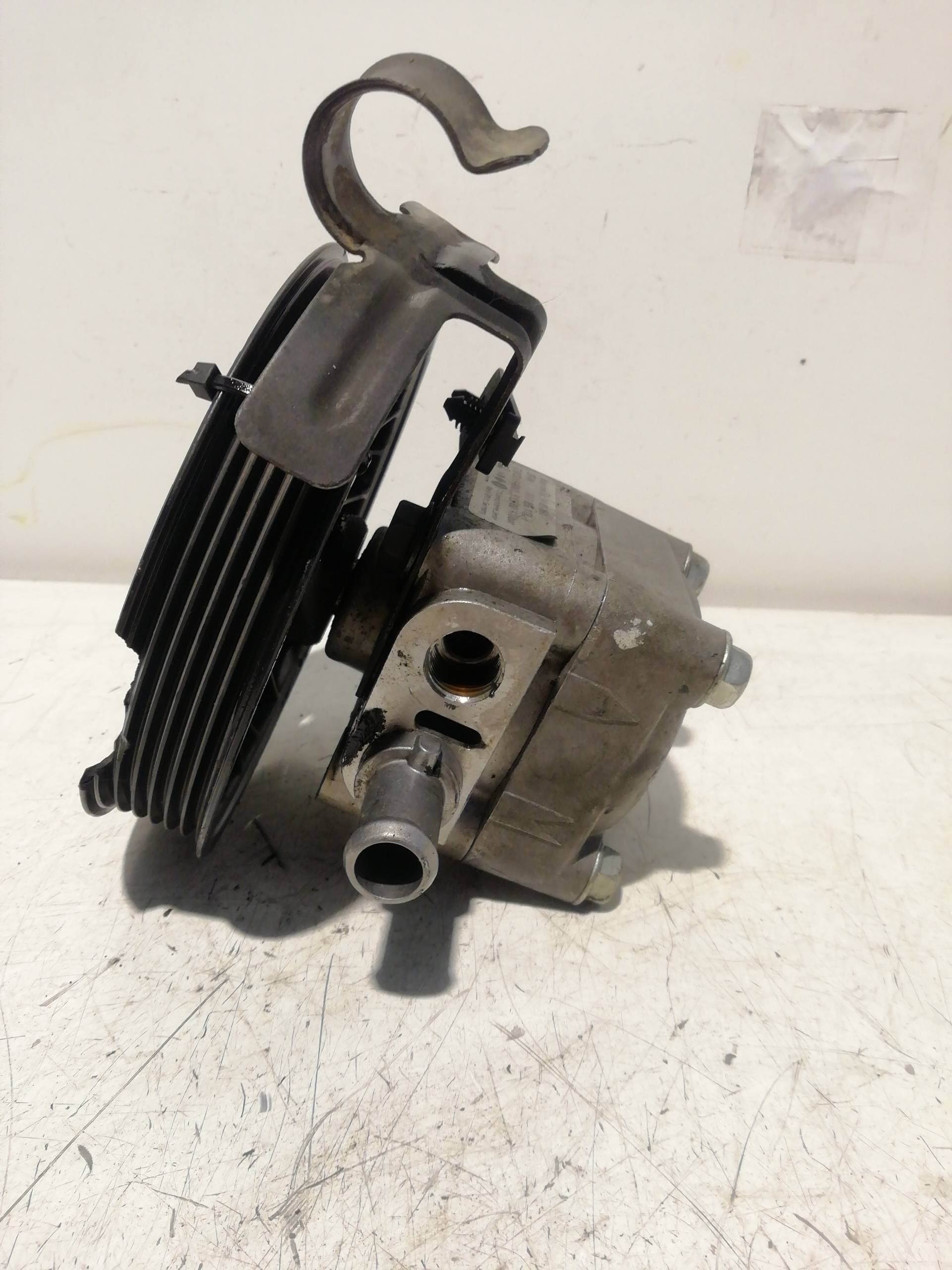 Bomba direccion VOLVO V70 FAMILIAR 3