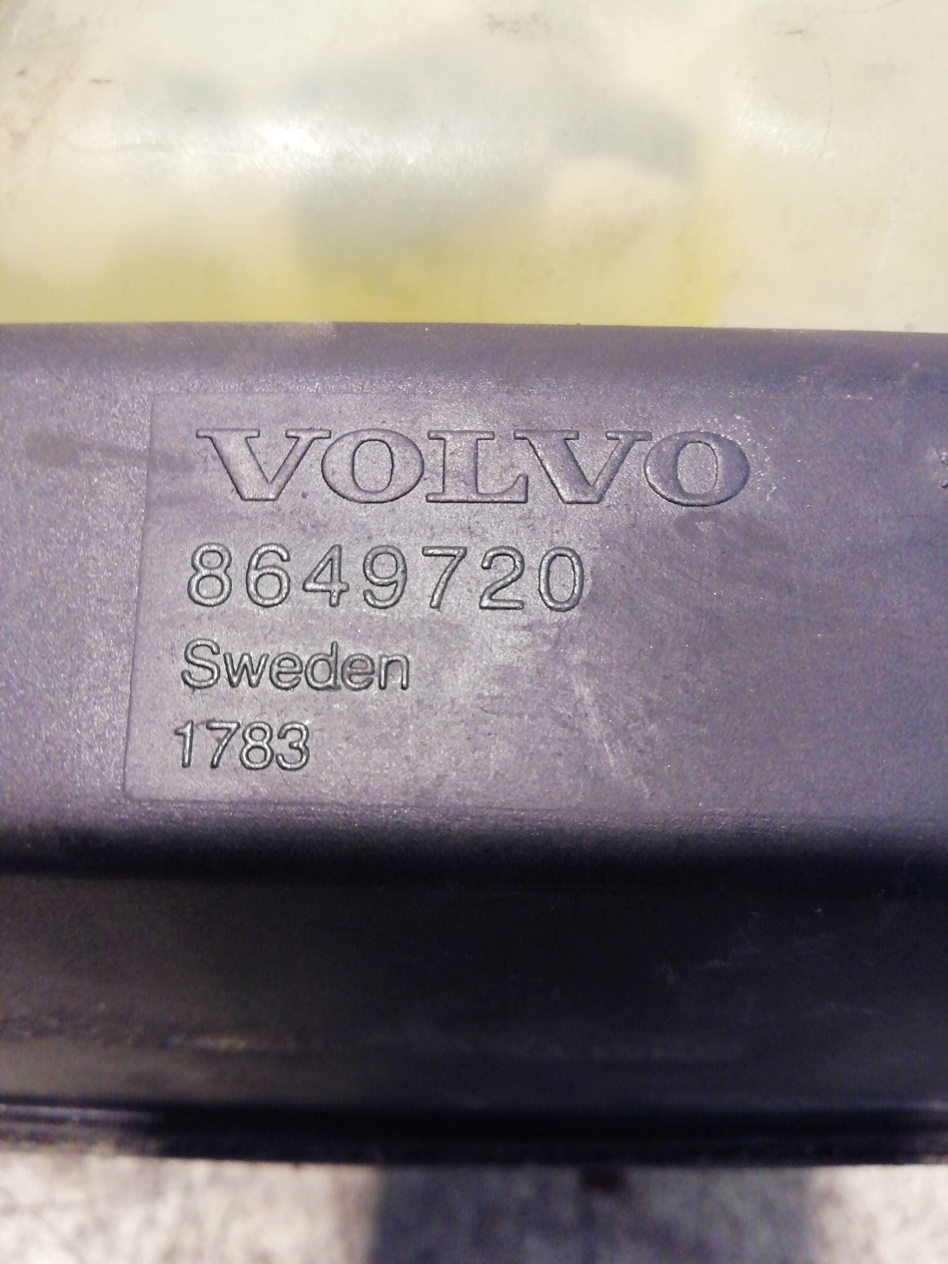 Deposito expansion VOLVO V70 FAMILIAR 3
