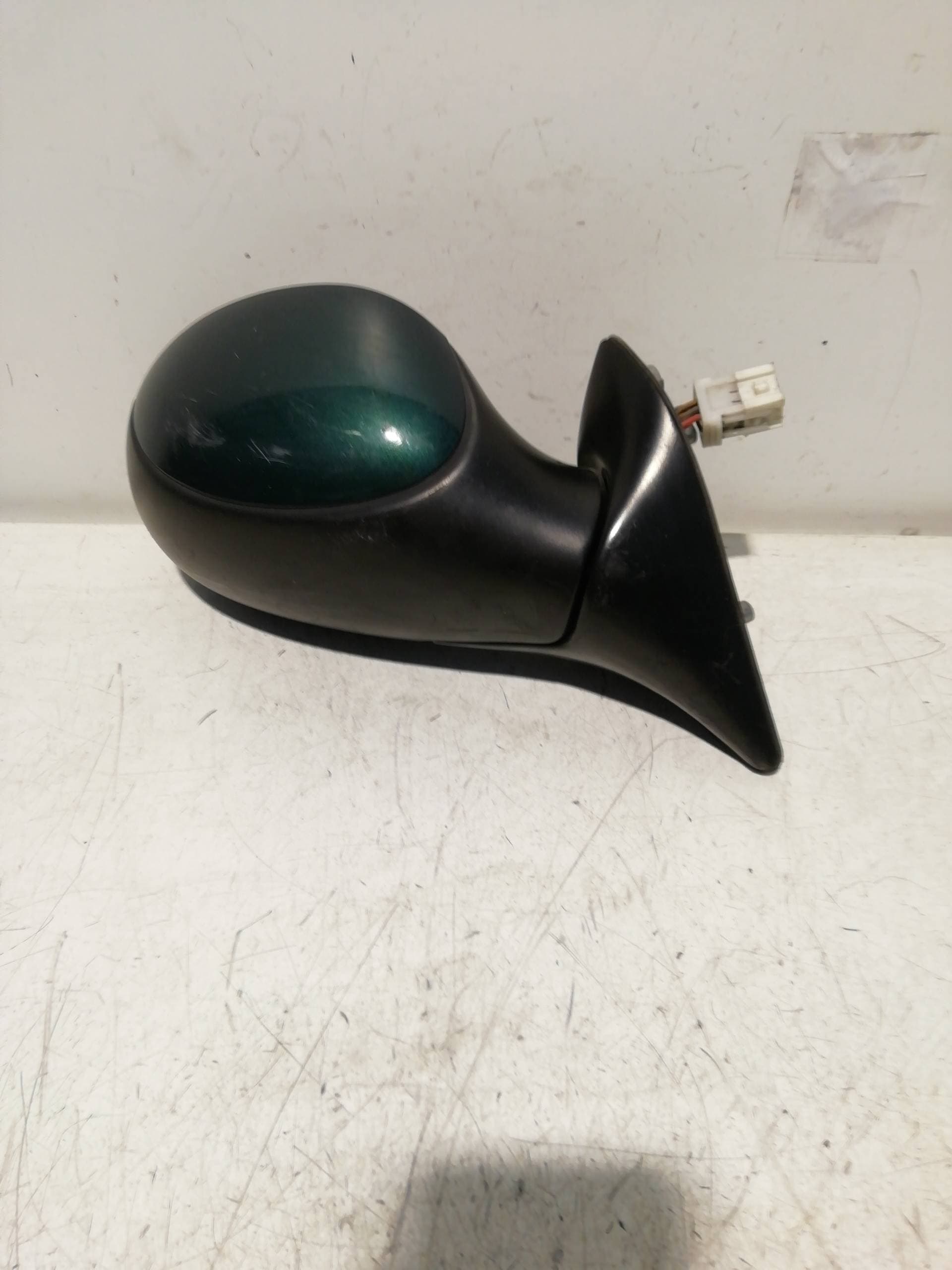 Retrovisor izquierdo RENAULT MEGANE I CLASSIC (LA0) 2
