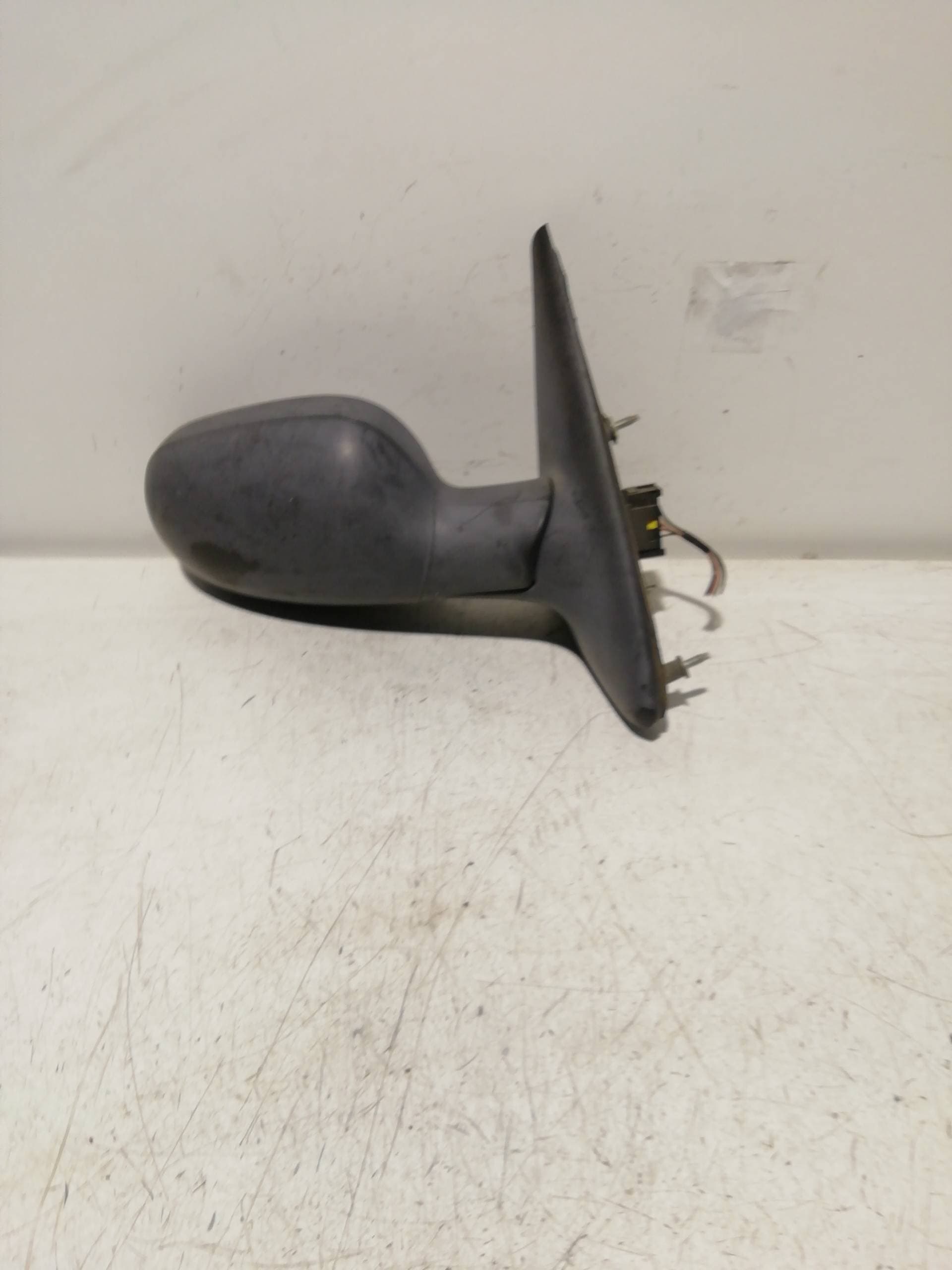 Retrovisor derecho RENAULT MEGANE I CLASSIC (LA0) 2