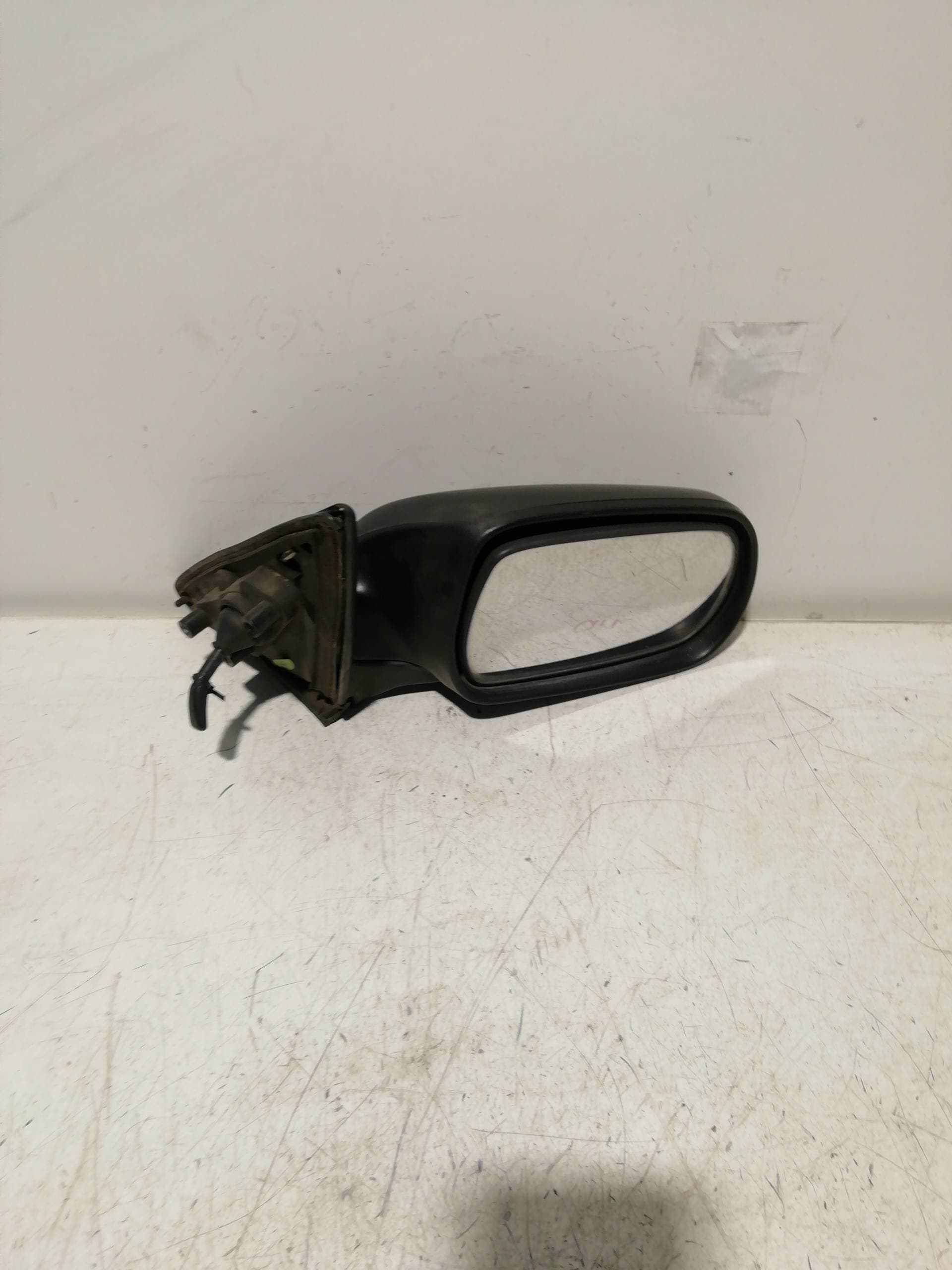 Retrovisor derecho NISSAN PRIMERA BERL./FAMILIAR (P10/W10)