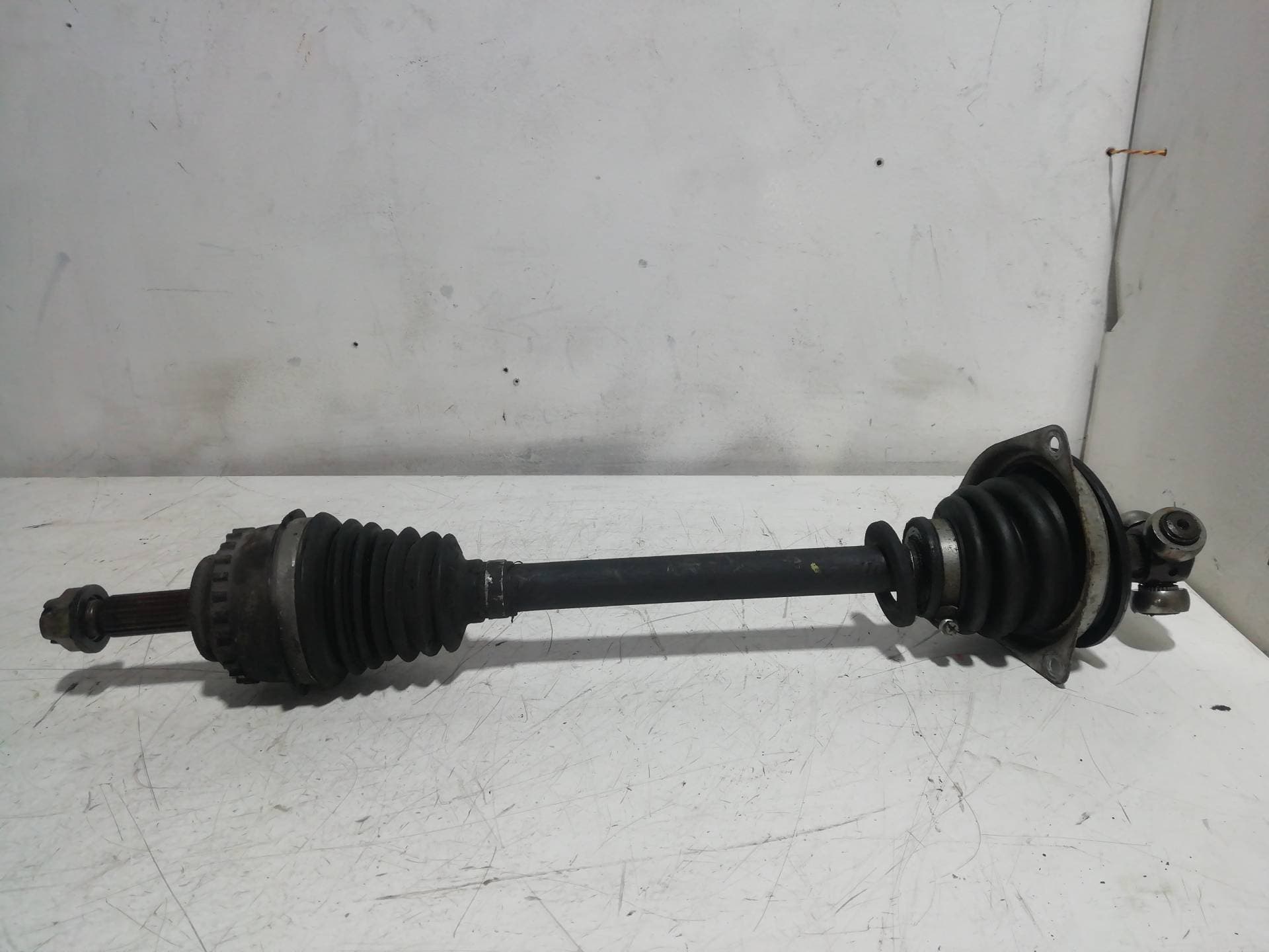 Transmision delantera izquierda RENAULT CLIO II FASE I (B/CBO)