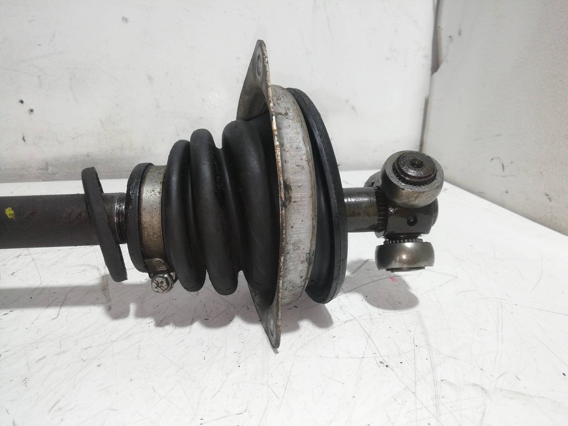 Transmision delantera izquierda RENAULT CLIO II FASE I (B/CBO) 2