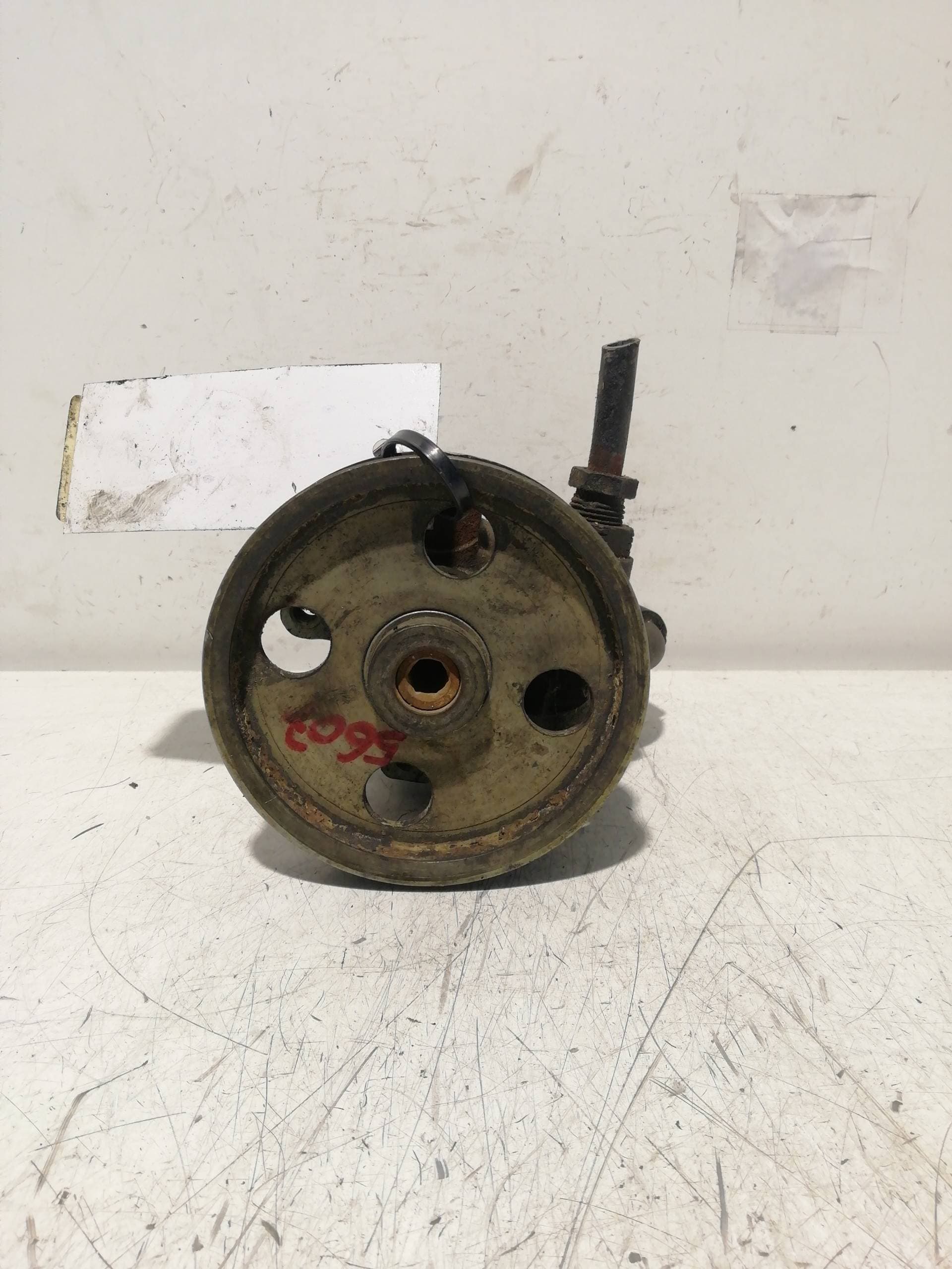 Bomba direccion CITROEN SAXO