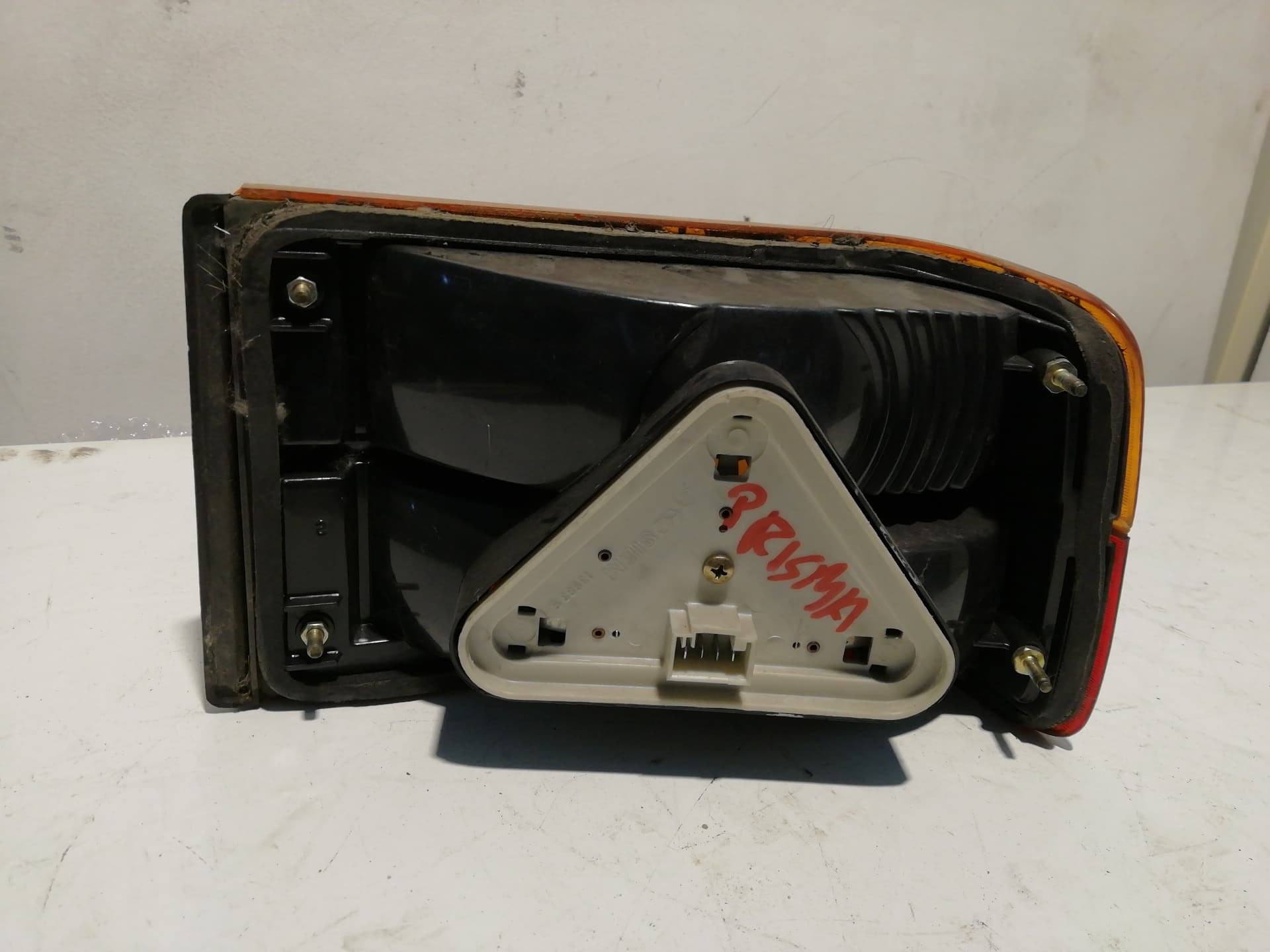 Piloto trasero izquierdo LANCIA PRISMA 2