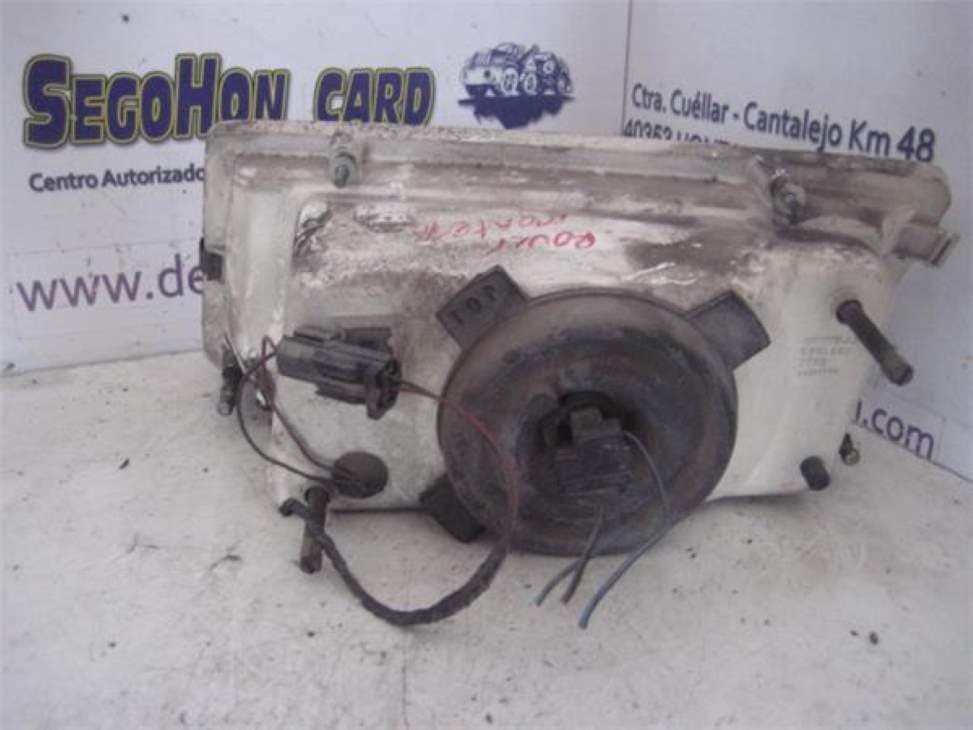 Faro derecho MG MONTEGO