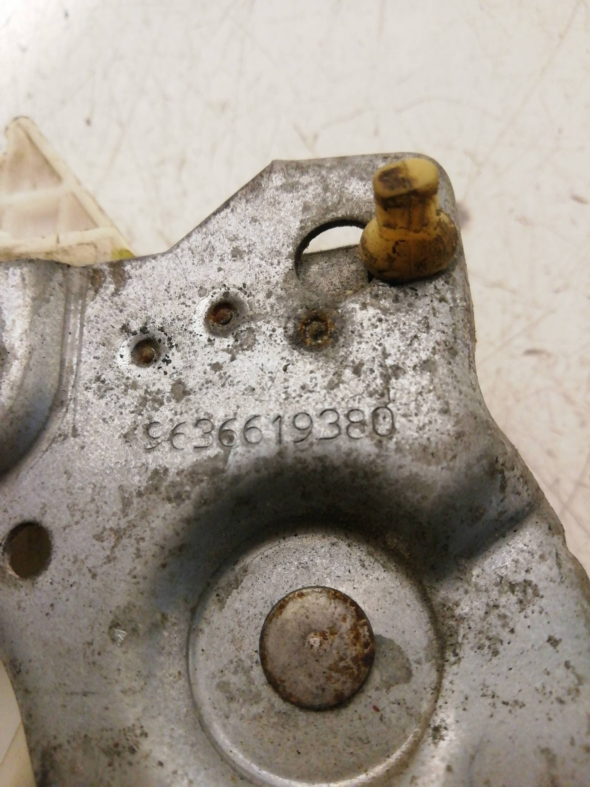 Elevalunas trasero derecho PEUGEOT 406 BERLINA (S1/S2) 2
