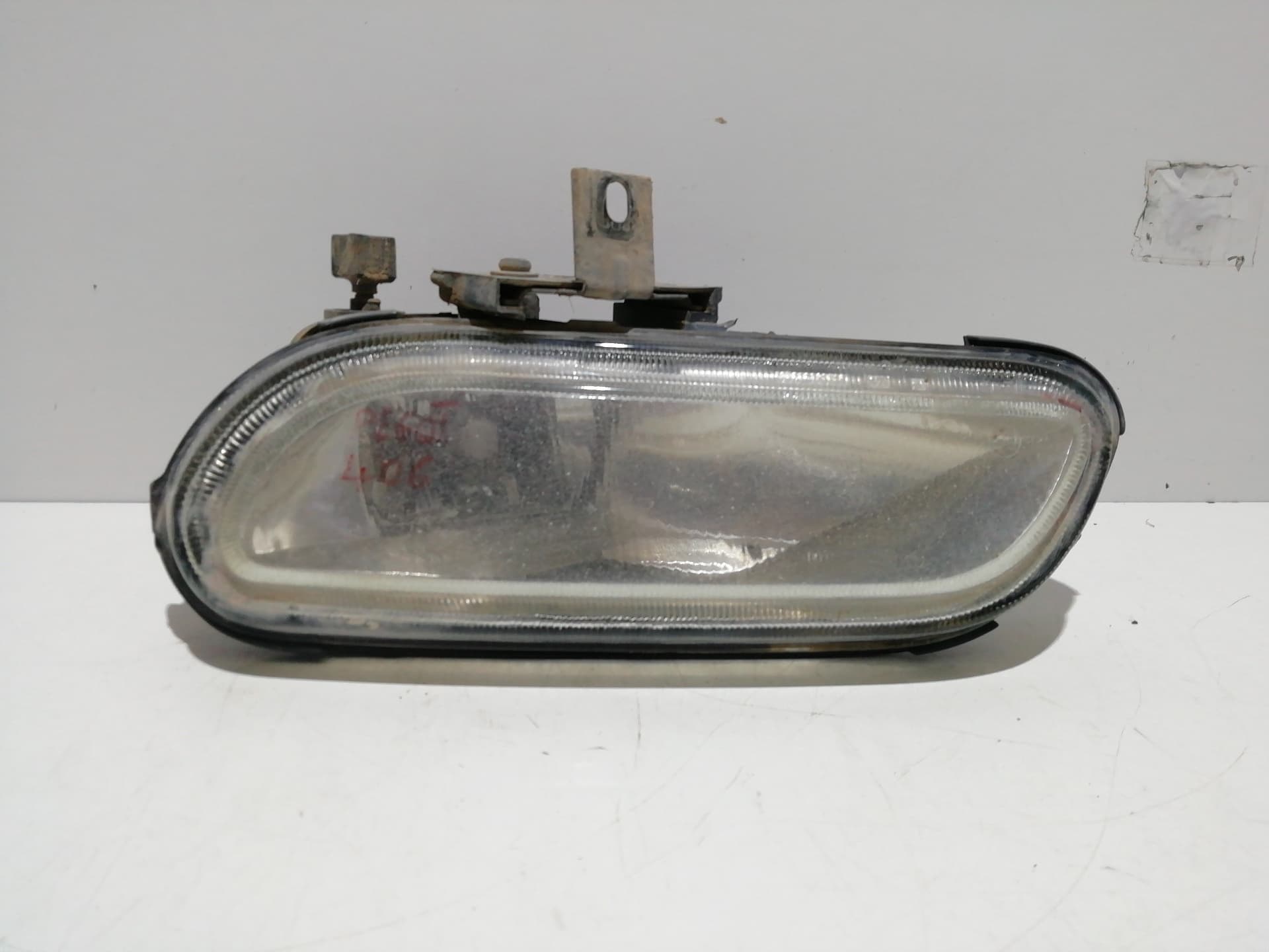 Faro antiniebla izquierdo PEUGEOT 406 BERLINA (S1/S2)