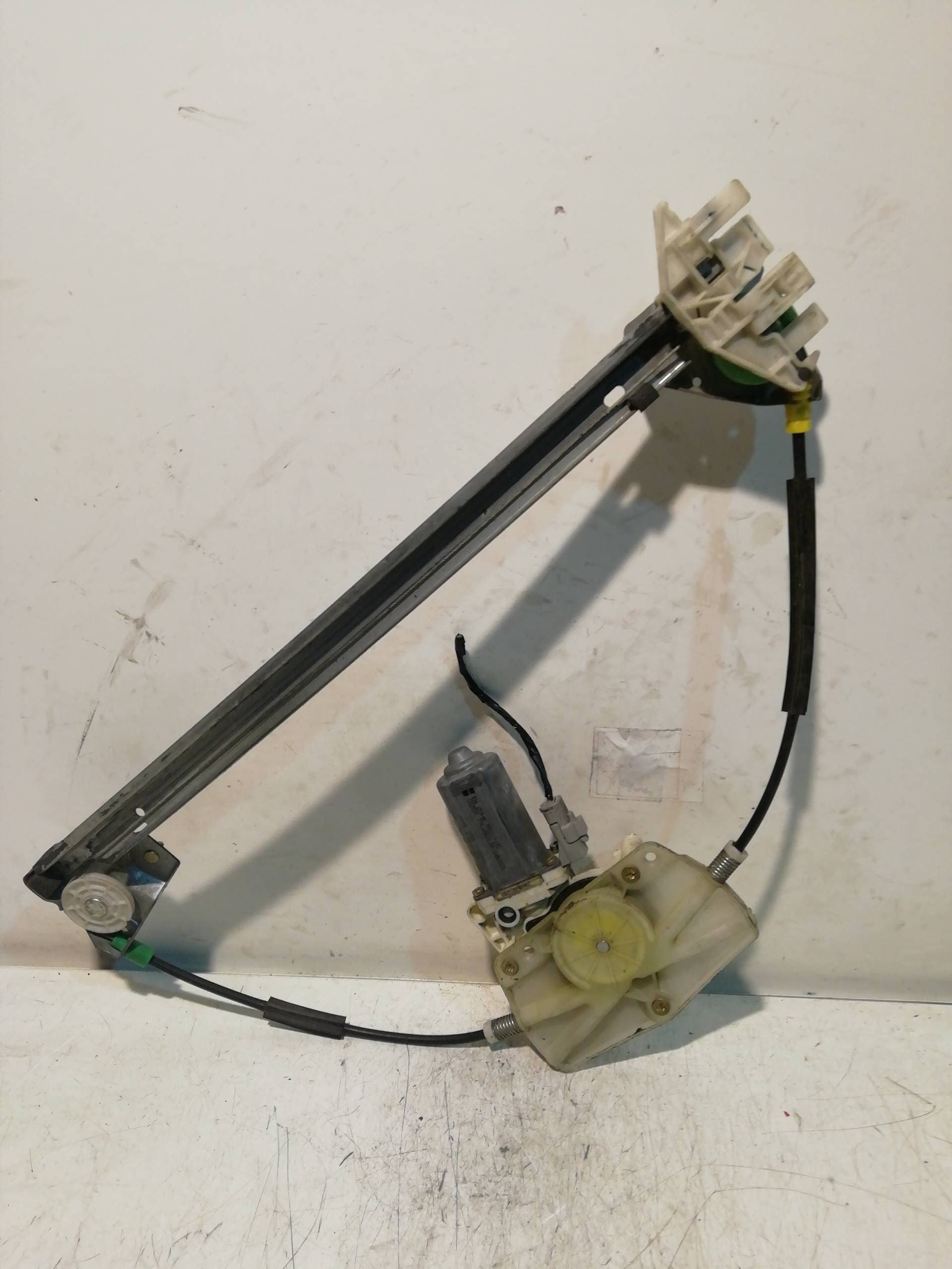 Elevalunas trasero derecho PEUGEOT 406 BERLINA (S1/S2)