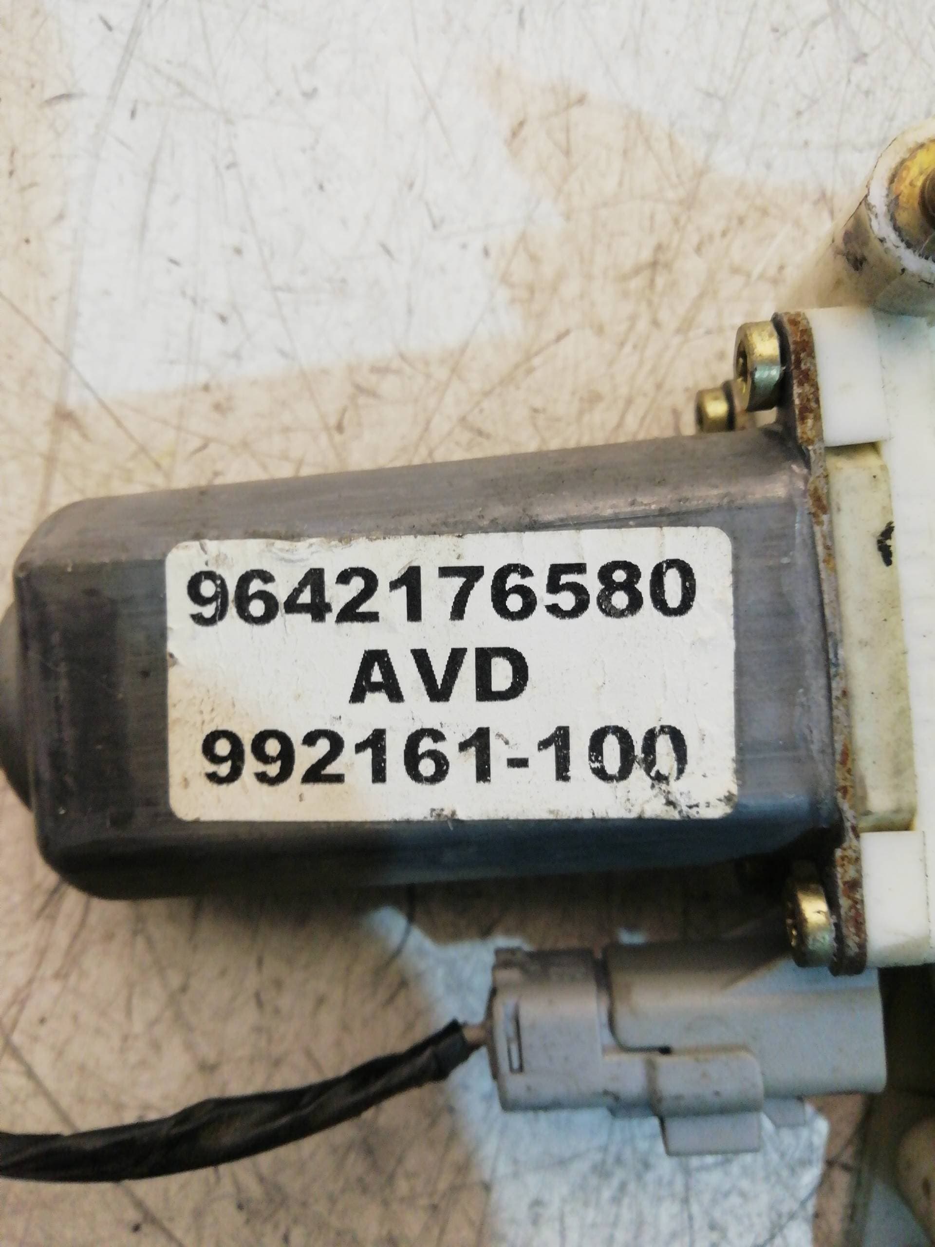 Elevalunas trasero derecho PEUGEOT 406 BERLINA (S1/S2) 2