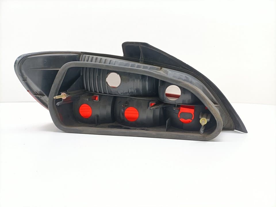 Piloto trasero derecho PEUGEOT 406 BERLINA (S1/S2) 2