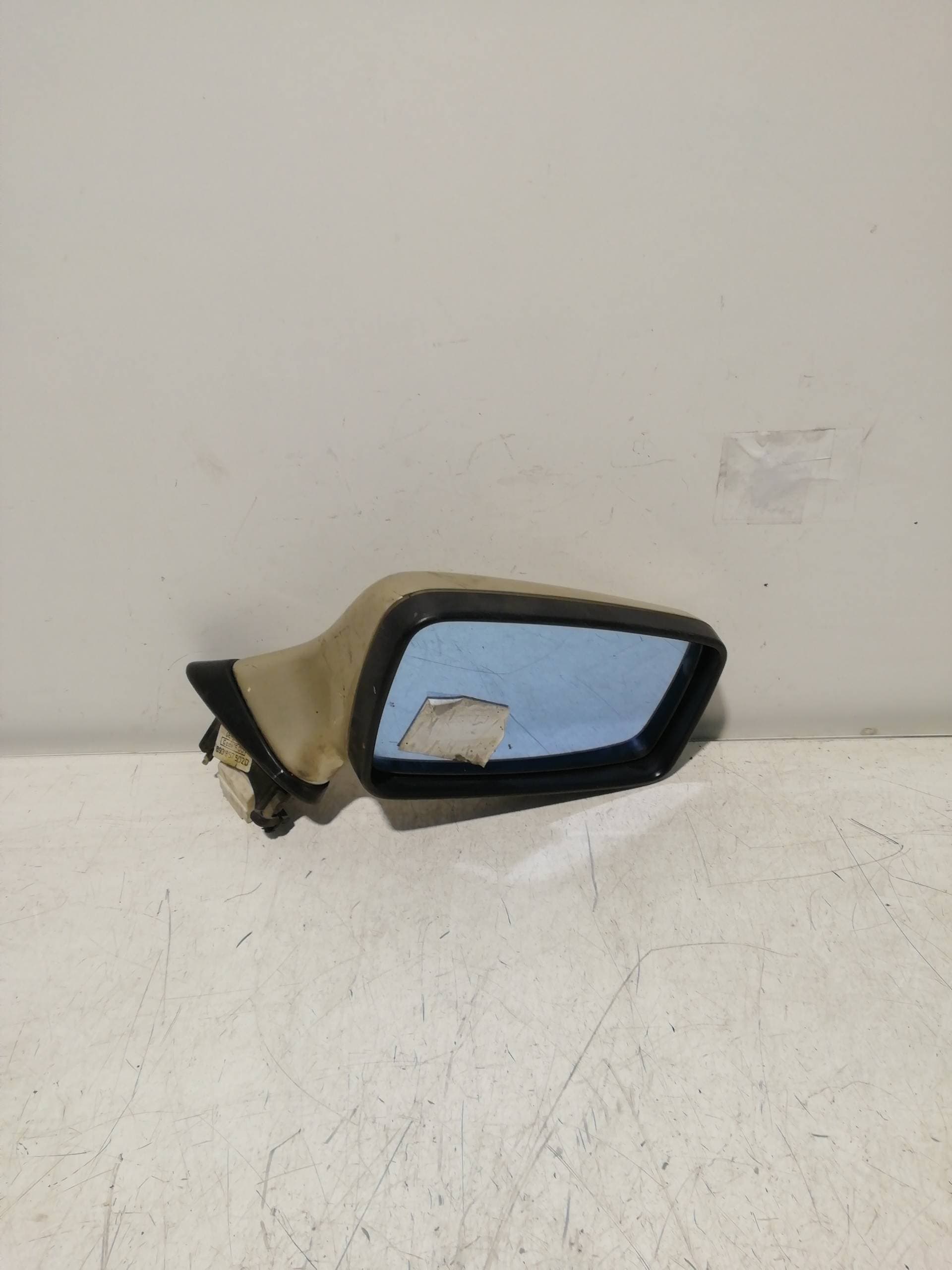 Retrovisor derecho AUDI 80/90 (893)