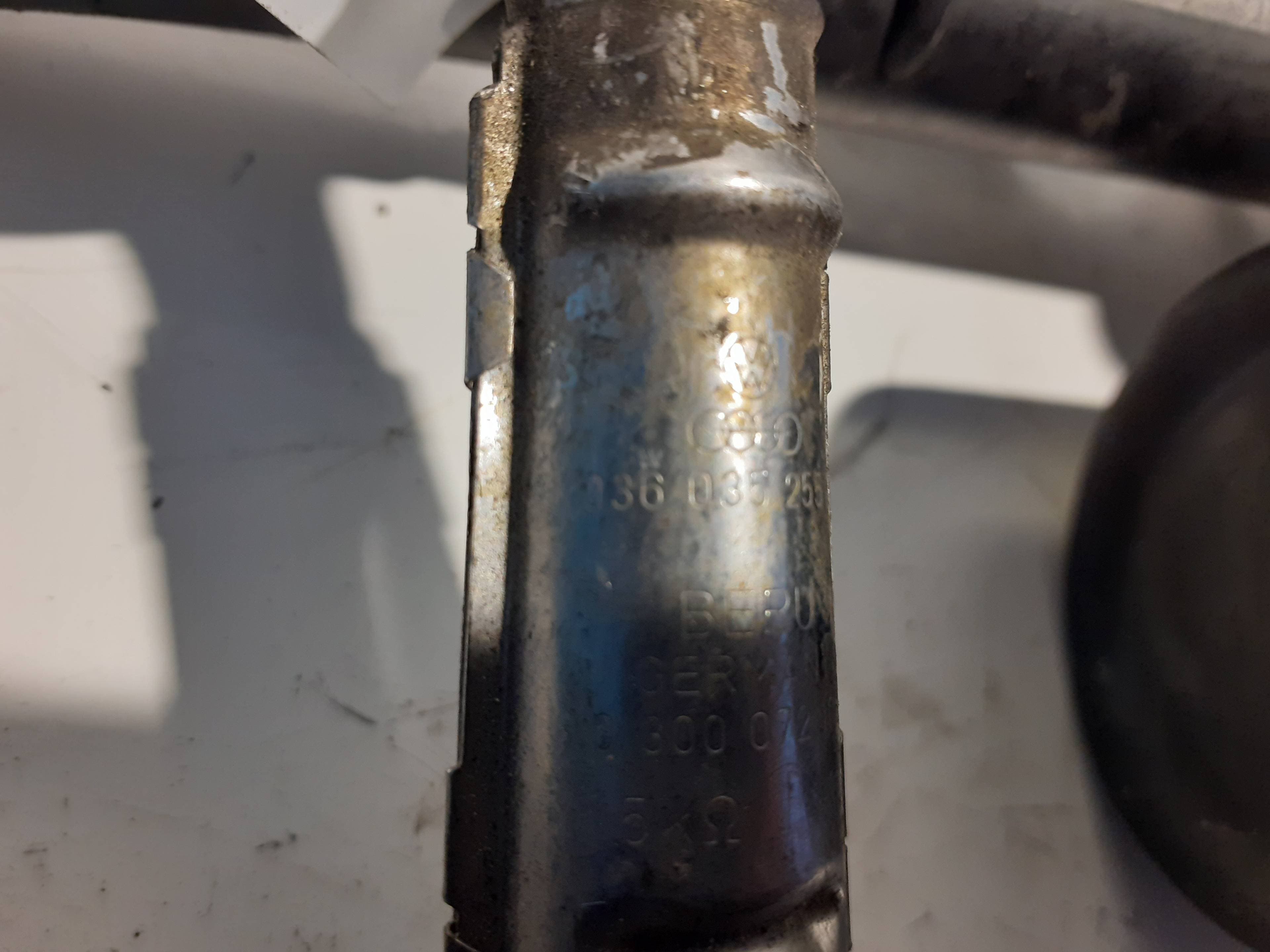 Delco AUDI 80/90 (893) 2
