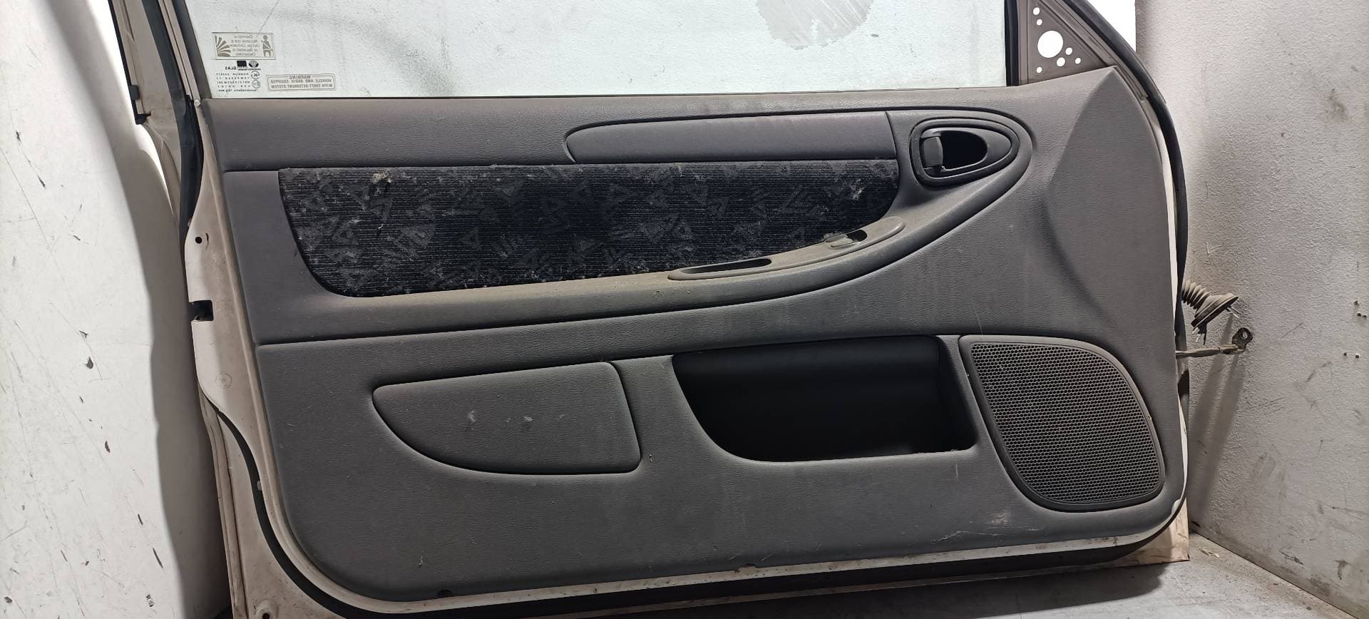 Puerta delantera izquierda DAEWOO LANOS 2