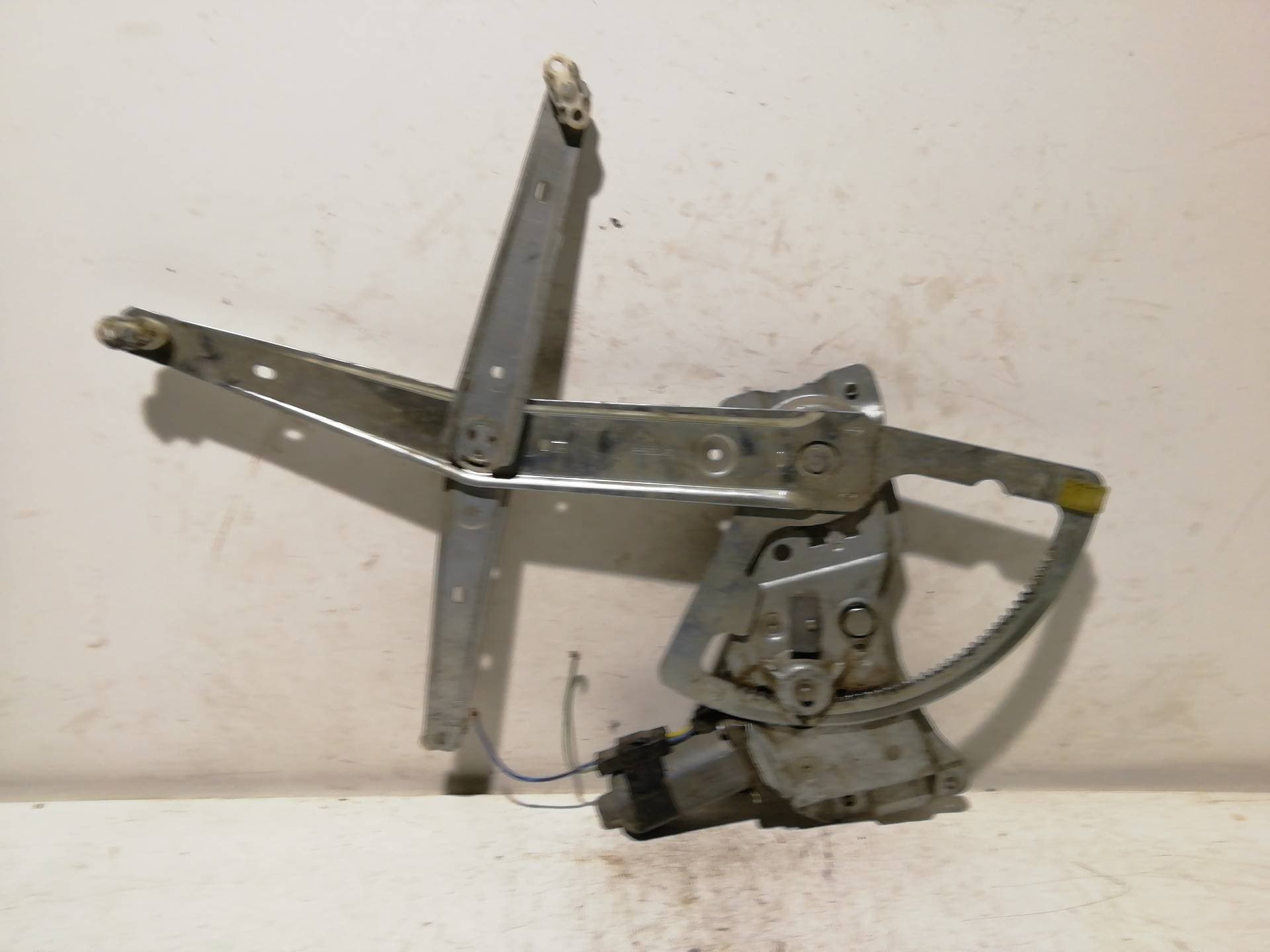 Elevalunas delantero derecho OPEL ASTRA F FURGONETA