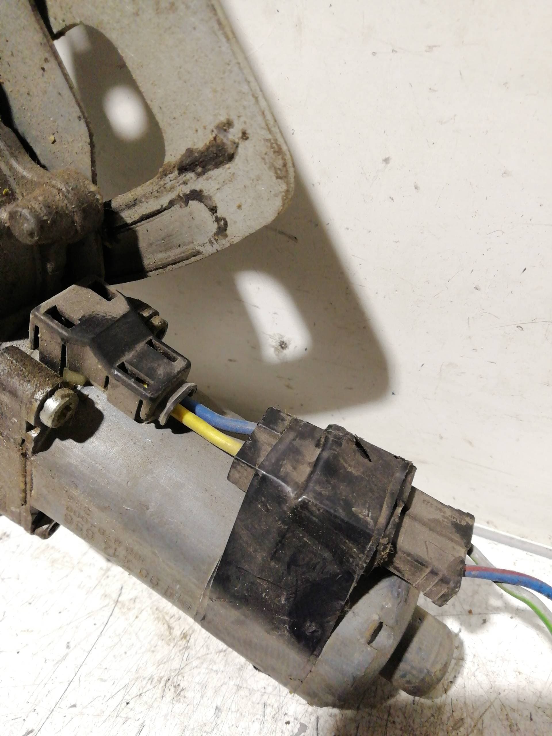 Elevalunas delantero derecho OPEL ASTRA F FURGONETA 4