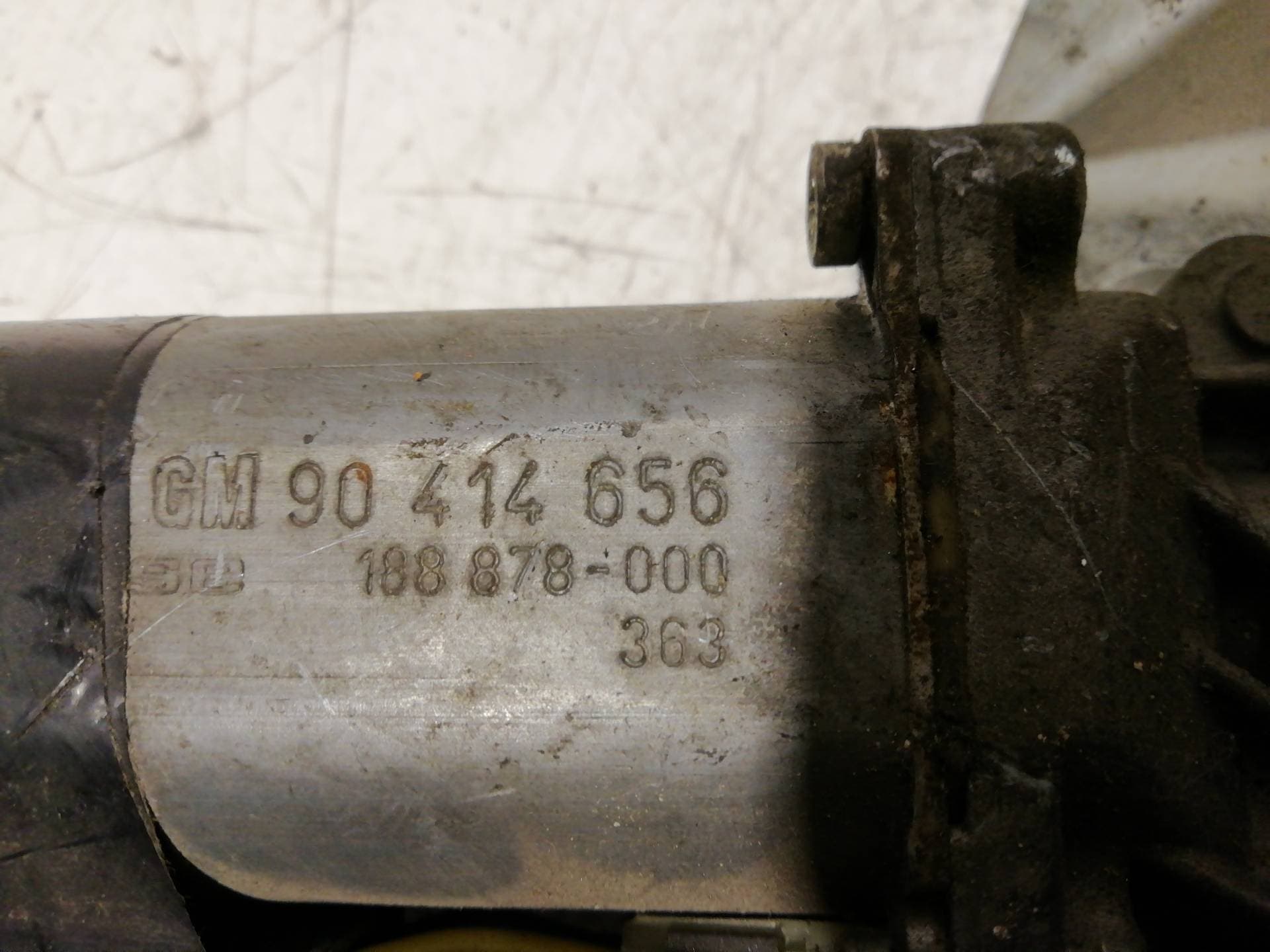 Elevalunas delantero derecho OPEL ASTRA F FURGONETA 2