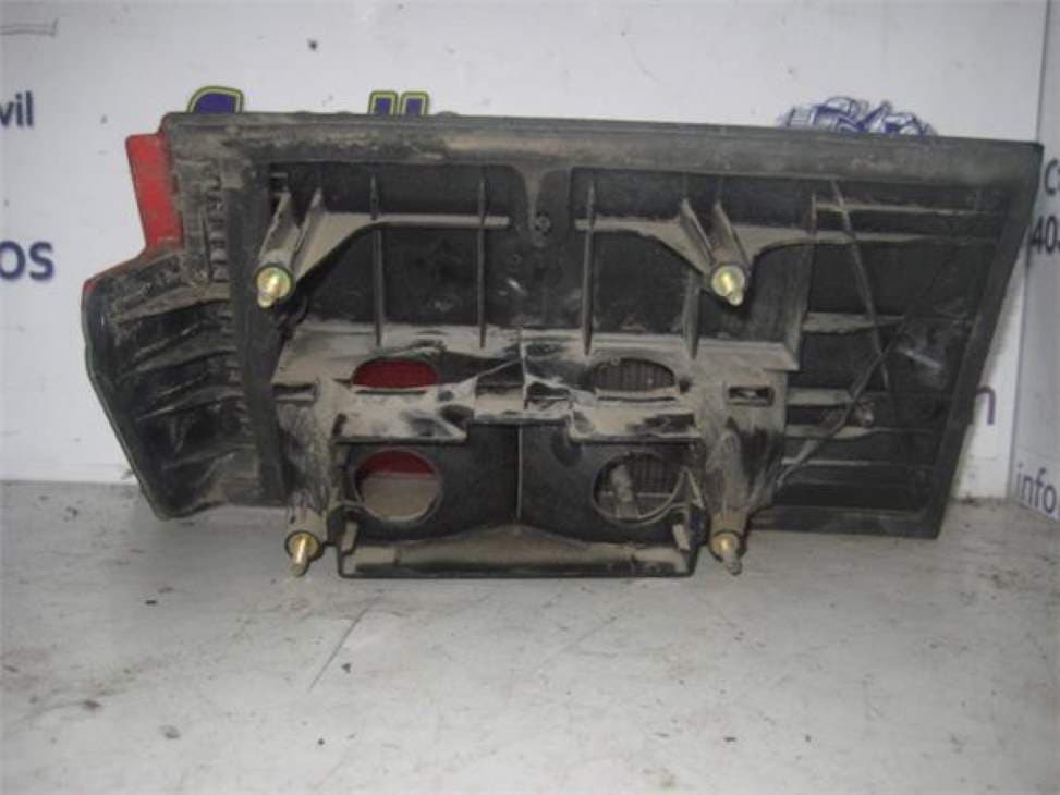 Piloto trasero izquierdo SEAT TOLEDO (1L)