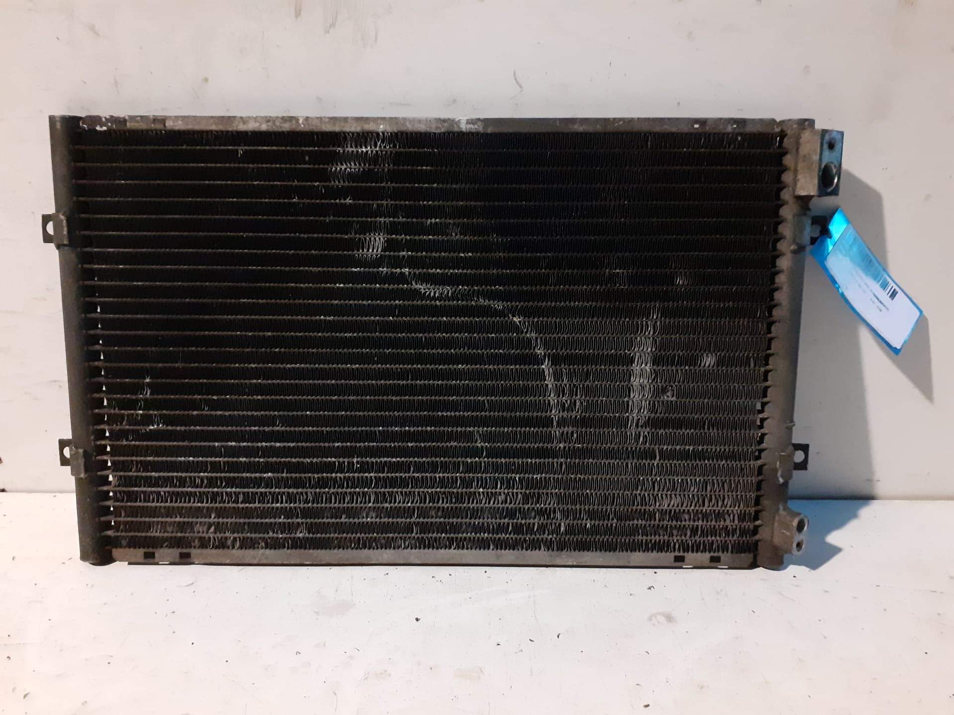 Recambio FORD FIESTA BERLINA ref. 7107568