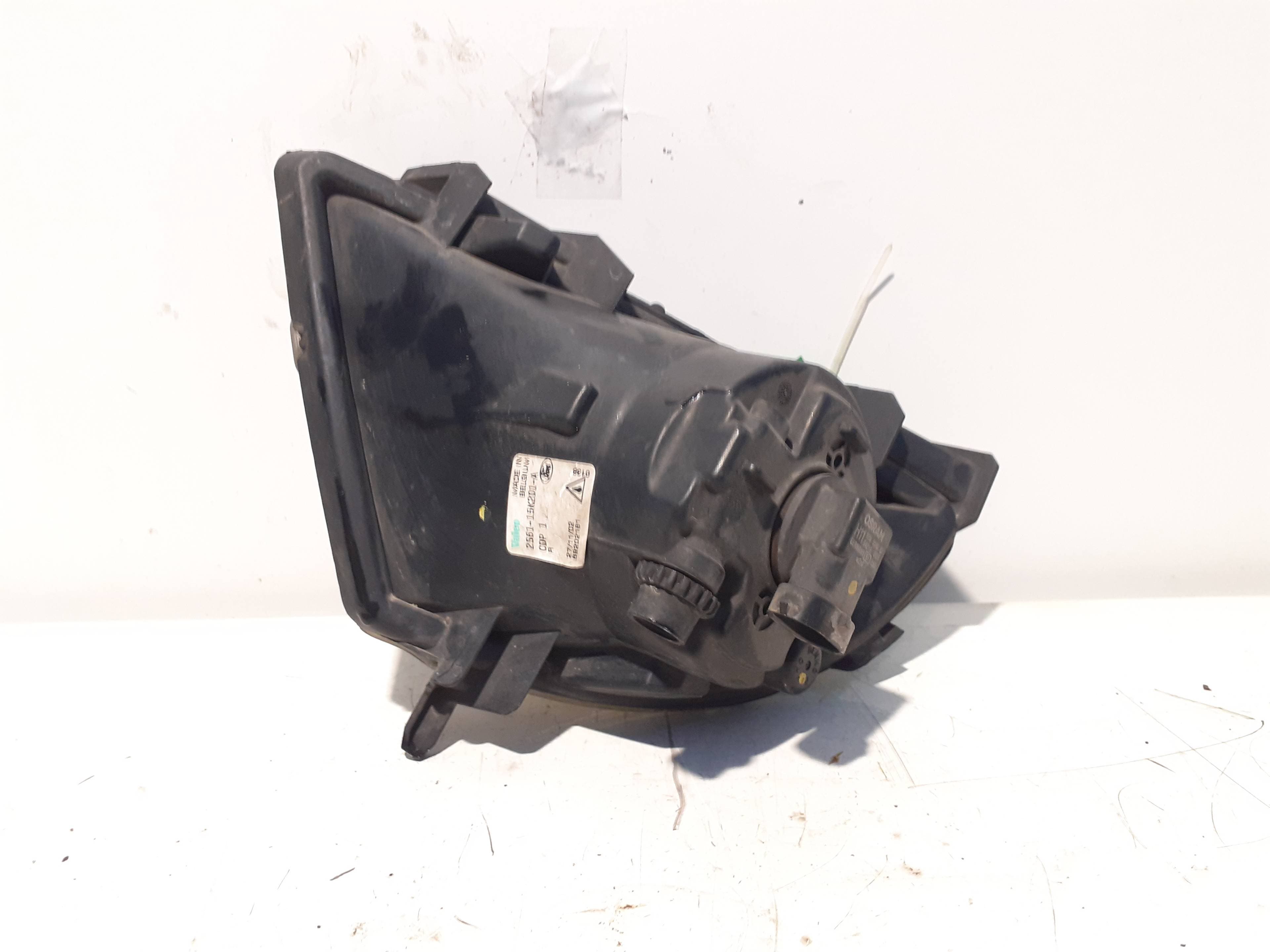 Faro antiniebla derecho FORD FIESTA BERLINA 3